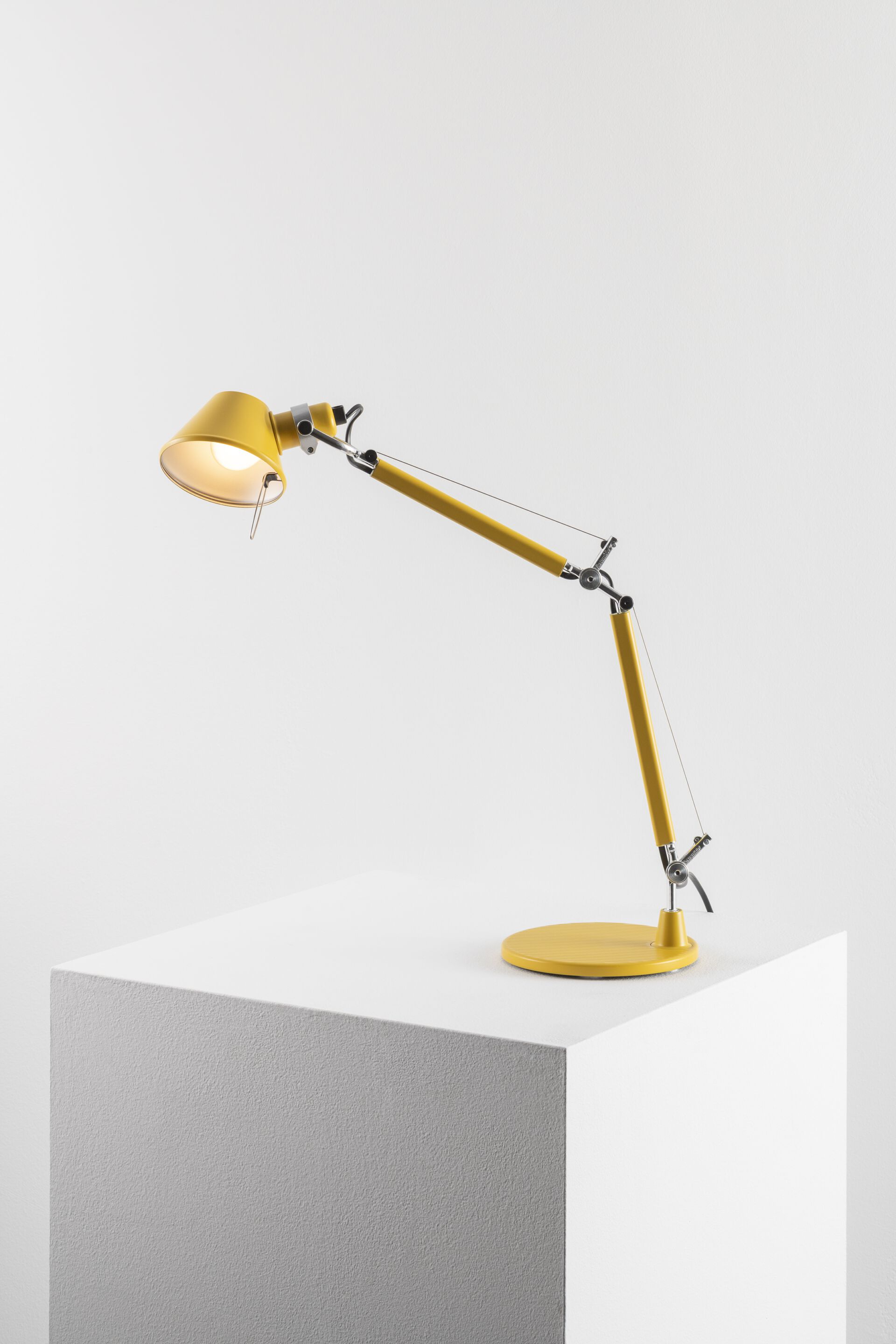 TOLOMEO MICRO LIMITED EDITION by Artemide - Lampada da scrivania orientabile - 16