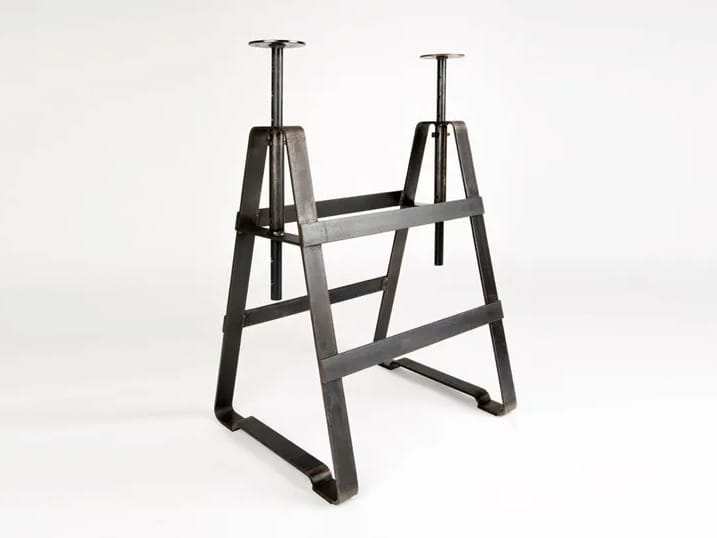 AFFE by Atelier Haußmann - Cavalletto in acciaio