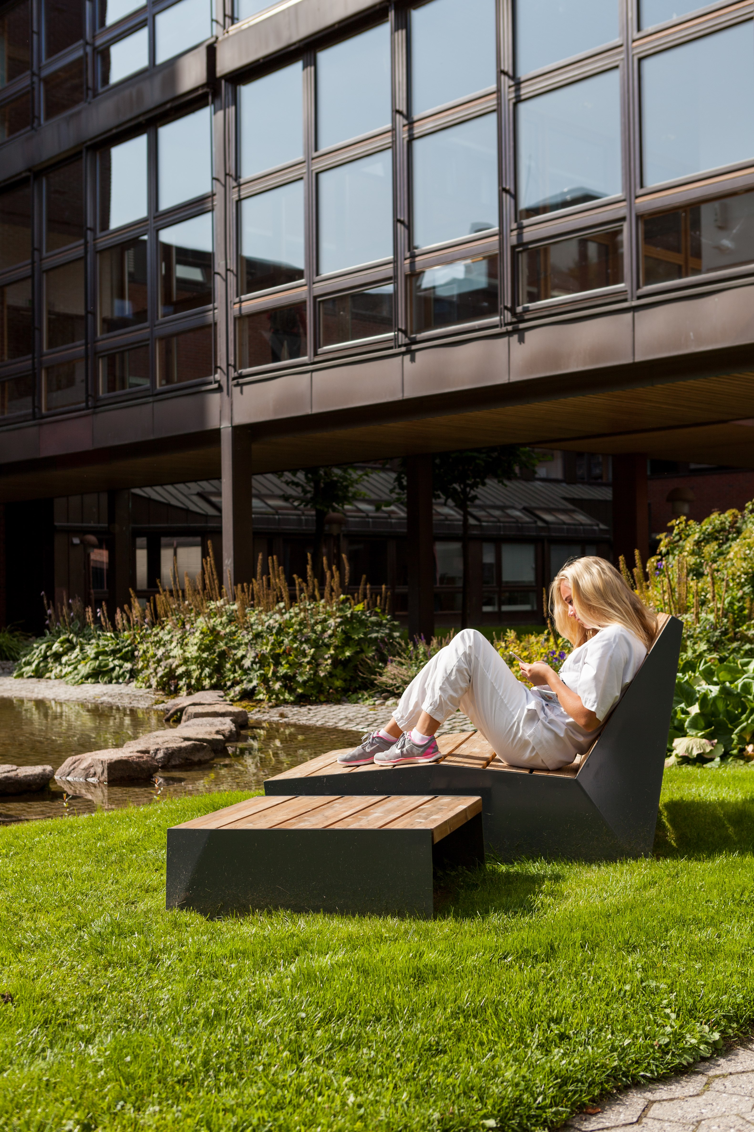 BLOC TABLE Square steel and wood Table for public areas By VESTRE