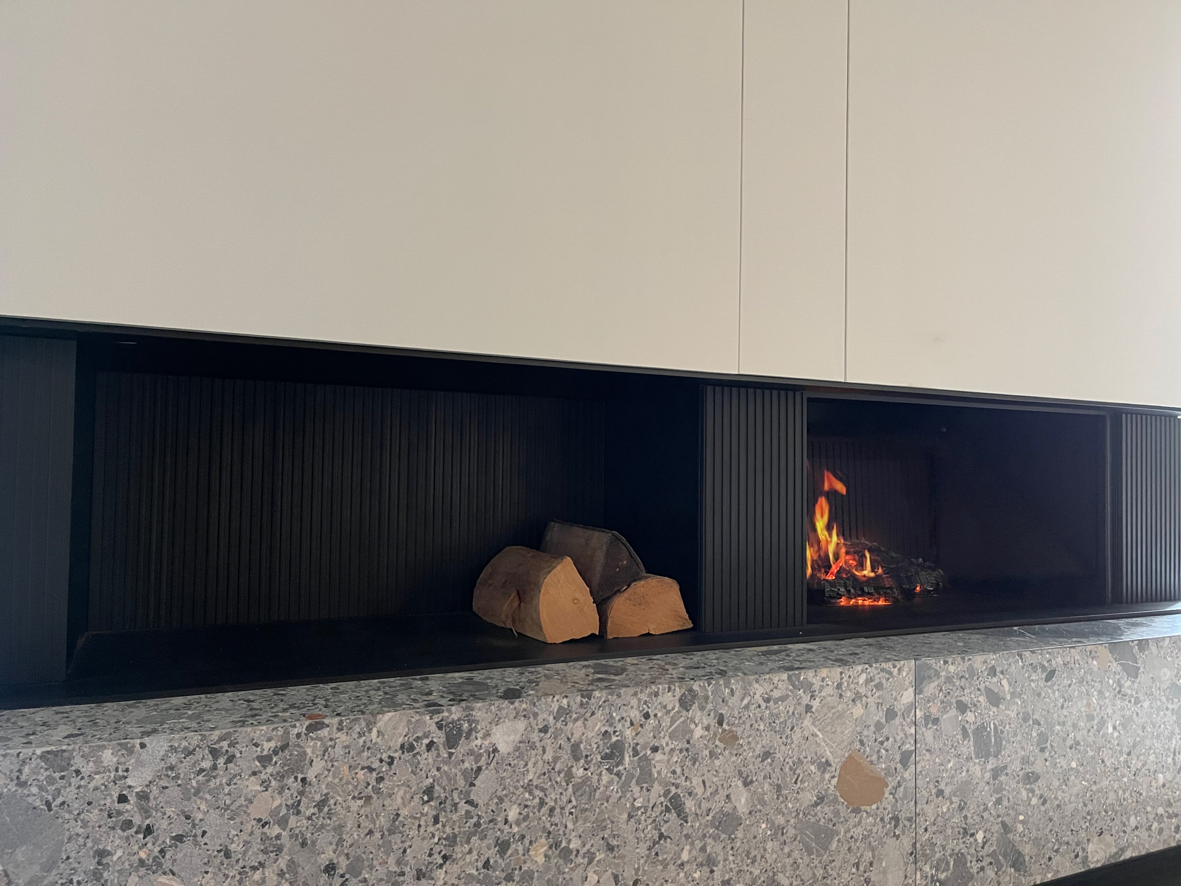 BOX3S fireplace By HOLOFIRES by hyggeflames