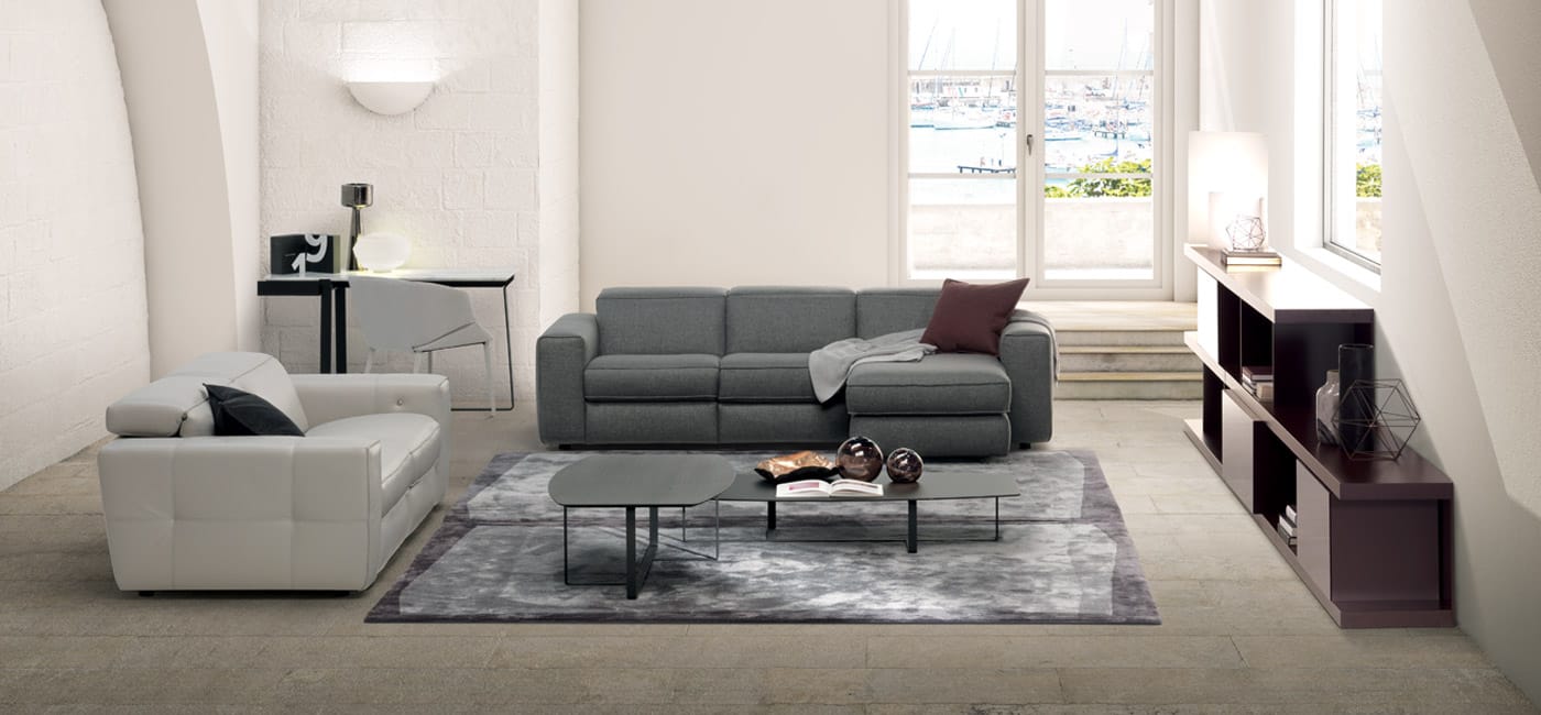 BRIO Sofa with chaise longue By Natuzzi Italia