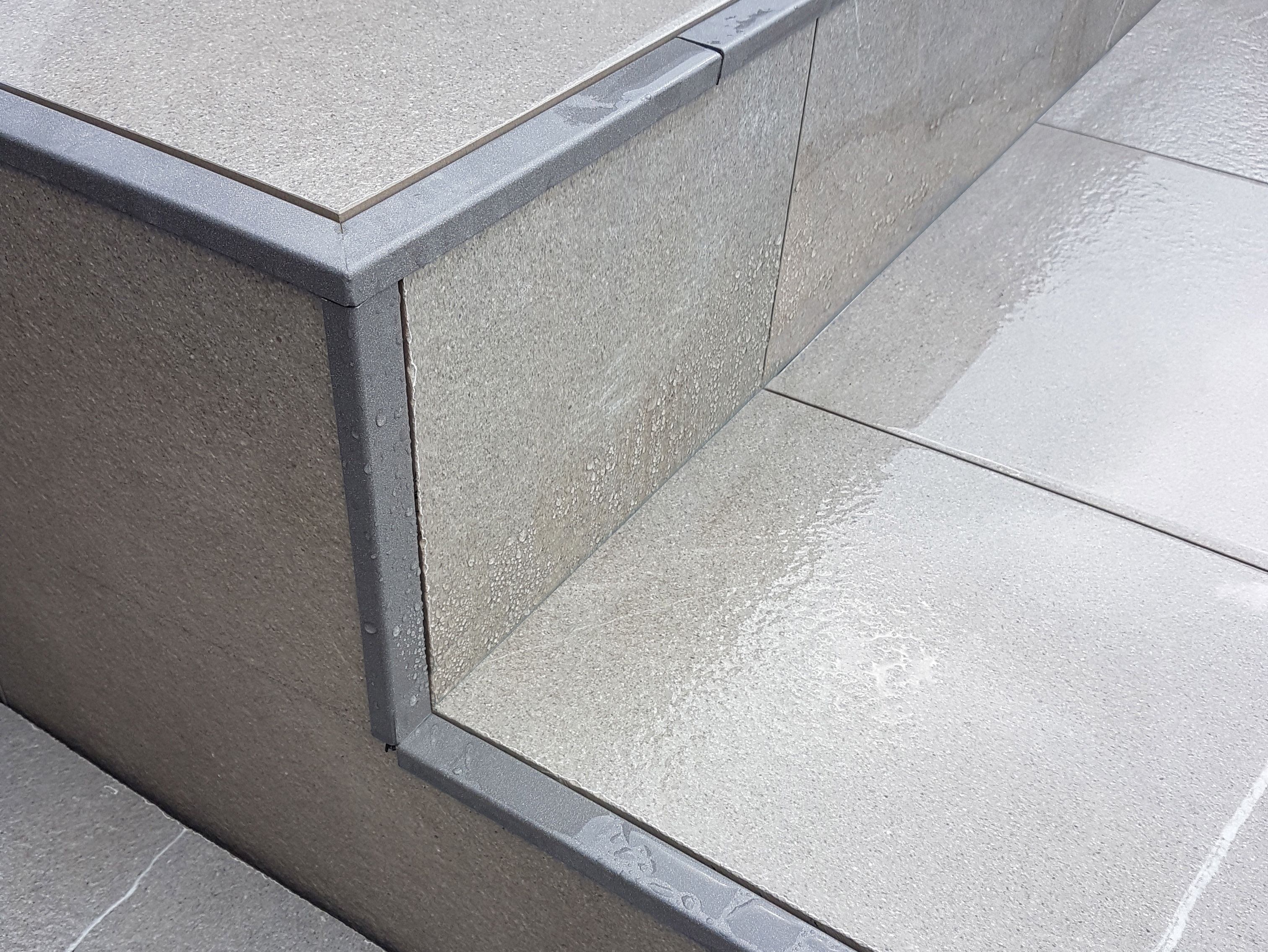 BORDERTEC BSJ by PROFILITEC - Profilo in acciaio inox o alluminio verniciato