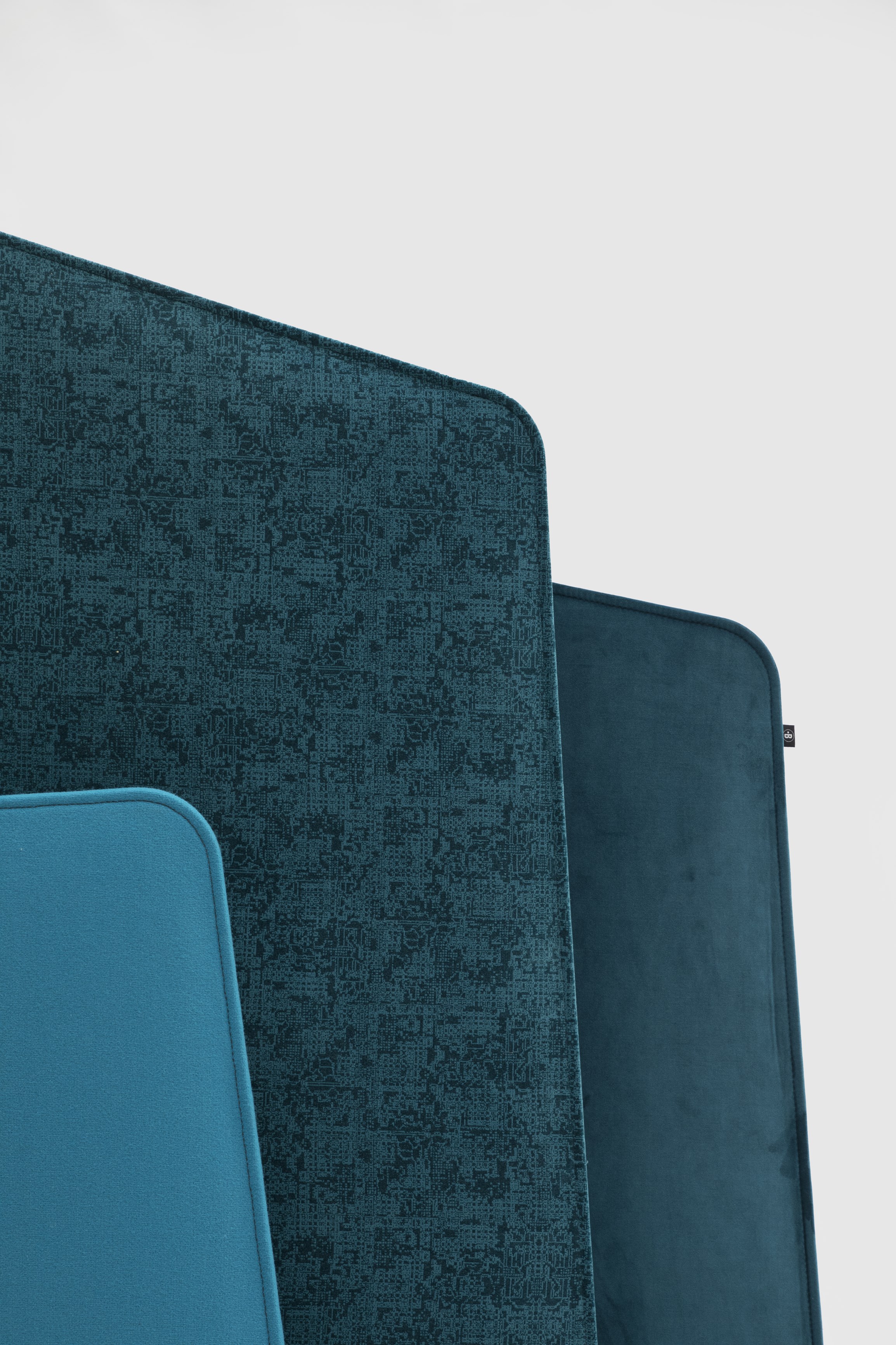 Free standing acoustic panel BuzziFrio By BuzziSpace