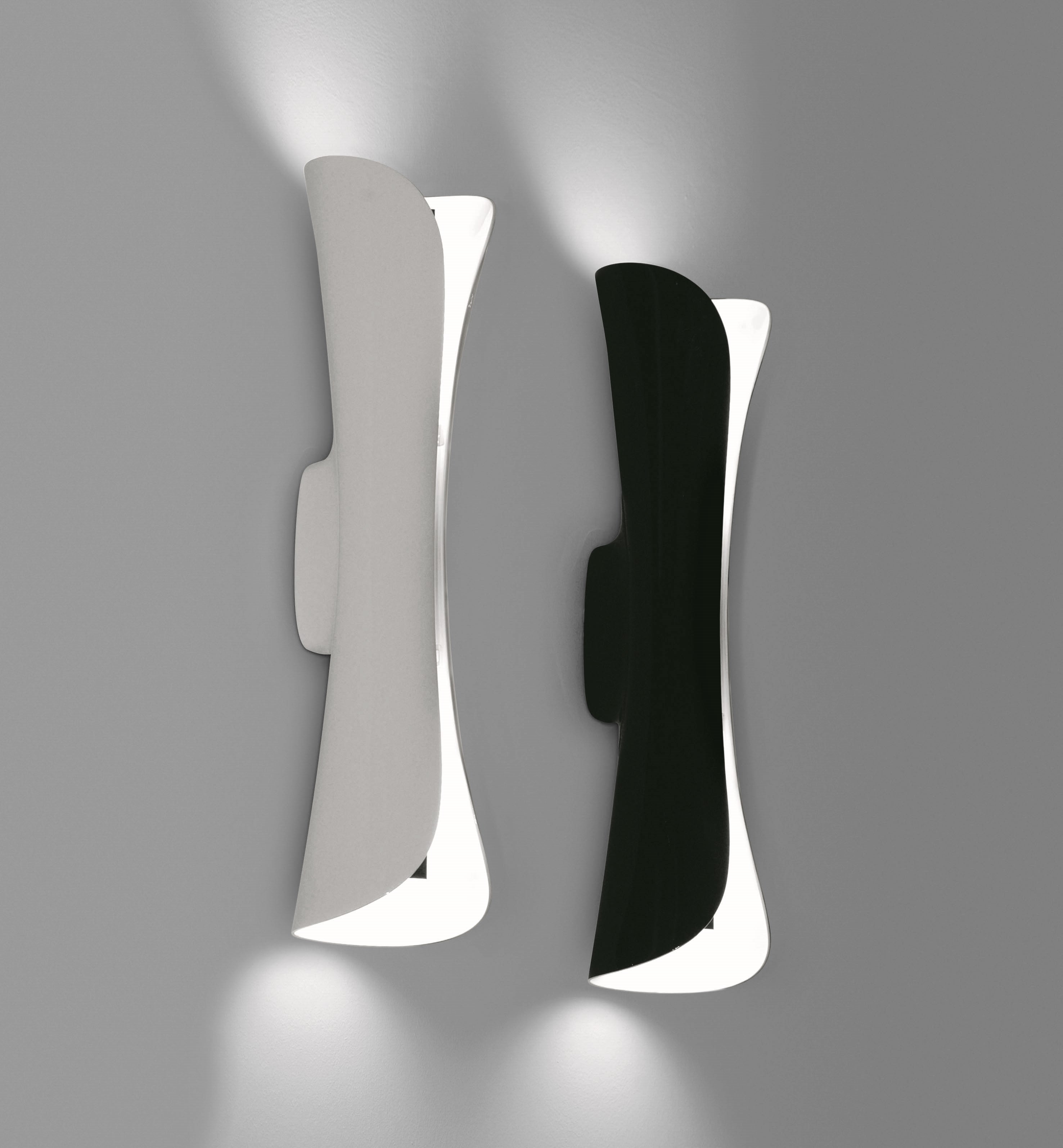 Yarim Rasheed Light CADMO LED ABS wall light By Artemide | design Karim Rashid