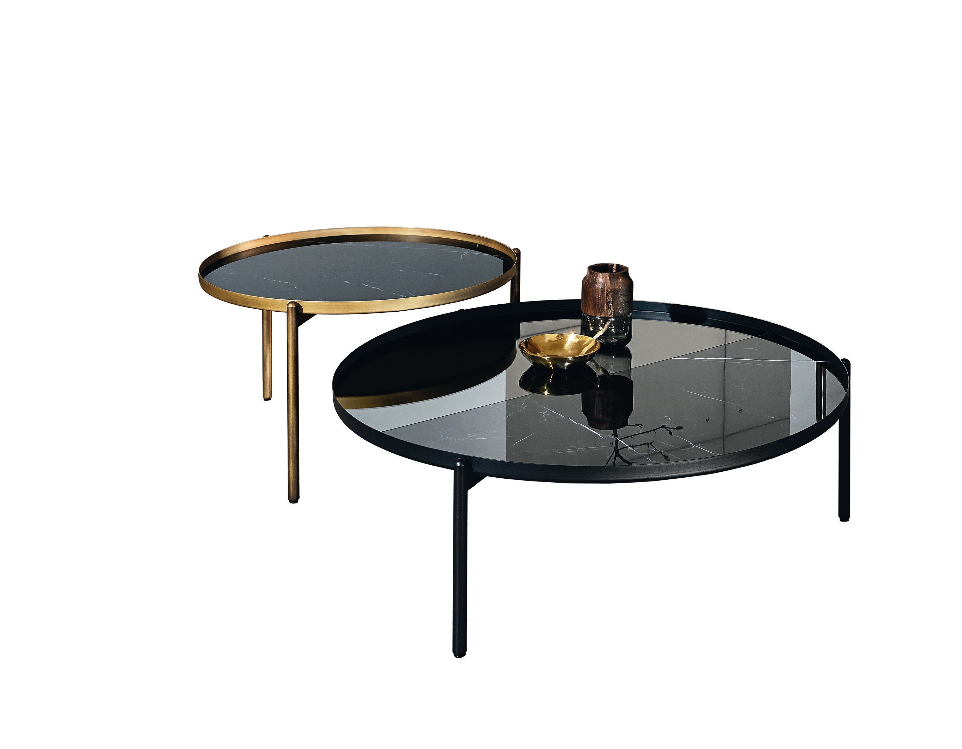 CAMPOS Round coffee table By Sovet italia design Altherr Désile Park