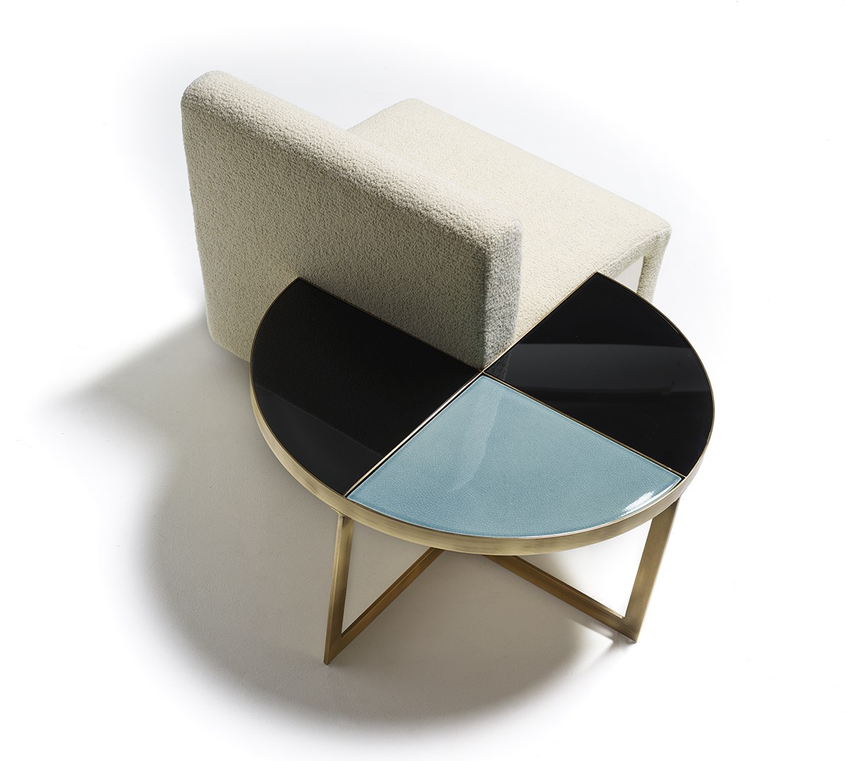 CAROUSEL Low round coffee table By MARIONI | design La Récréation