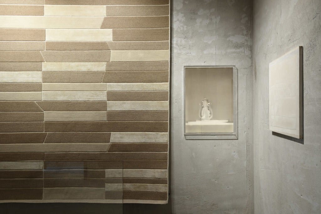 CASELLARIO MONOCROMO 2.0 by cc-tapis - Tappeto fatto a mano su misura - 2