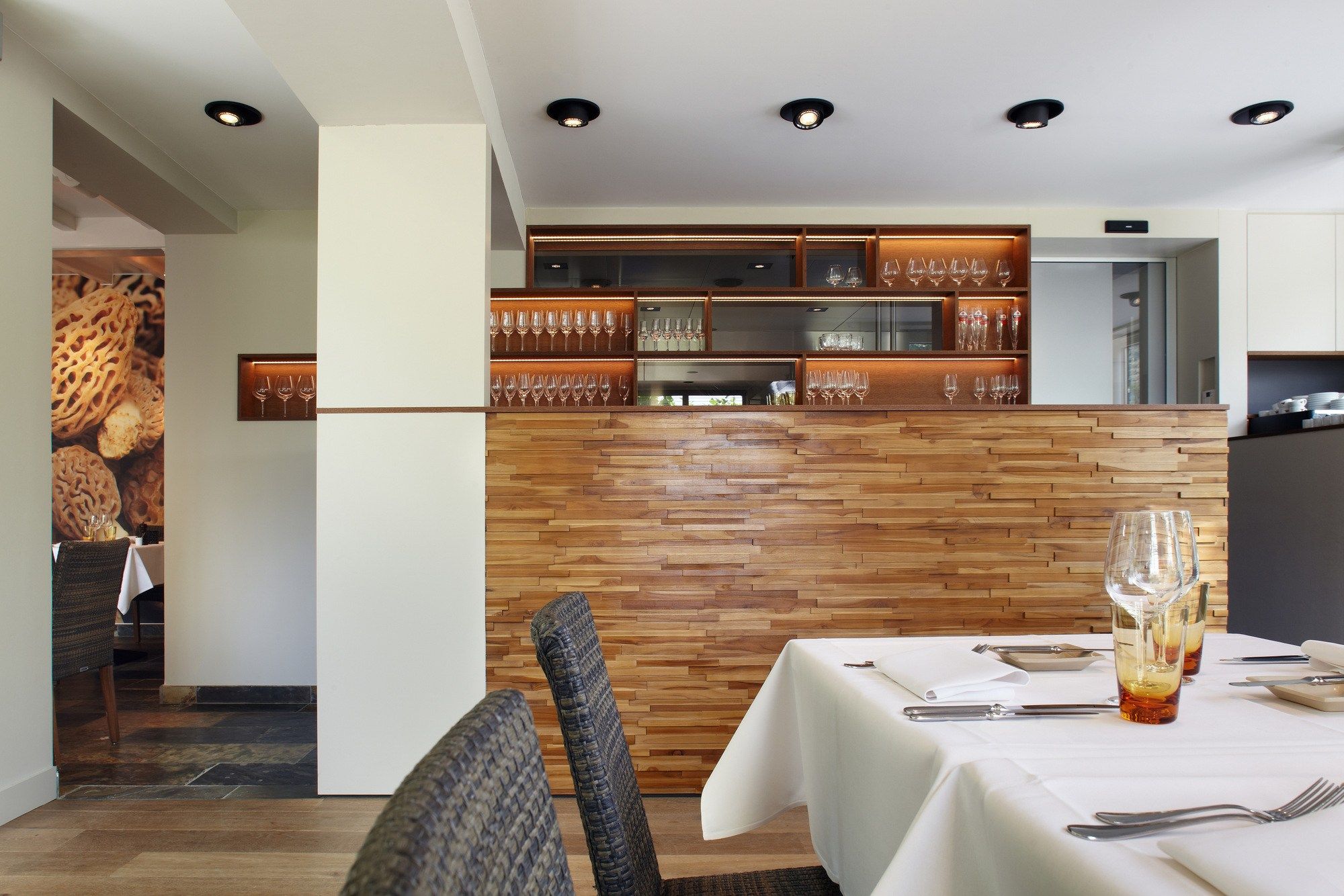 CHAPEAU by Modular Lighting Instruments - Faretto a LED orientabile a soffitto - 4