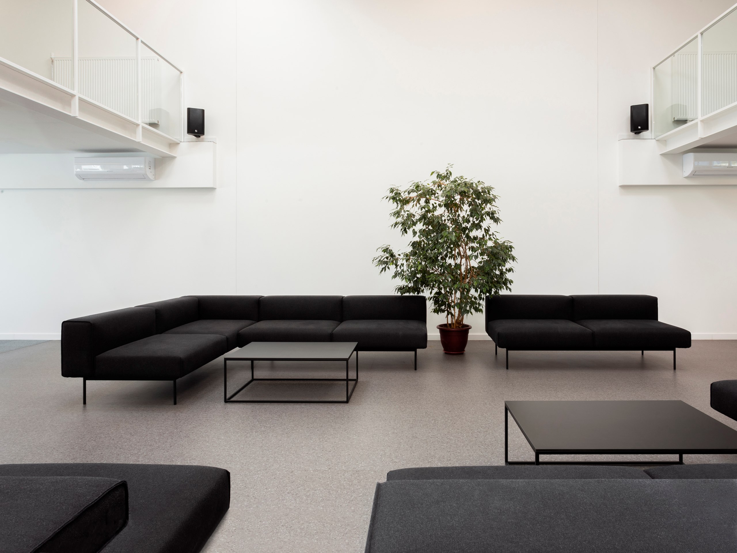 CONVERT Modular leather sofa By Prostoria | design Simon Morasi Piperčić