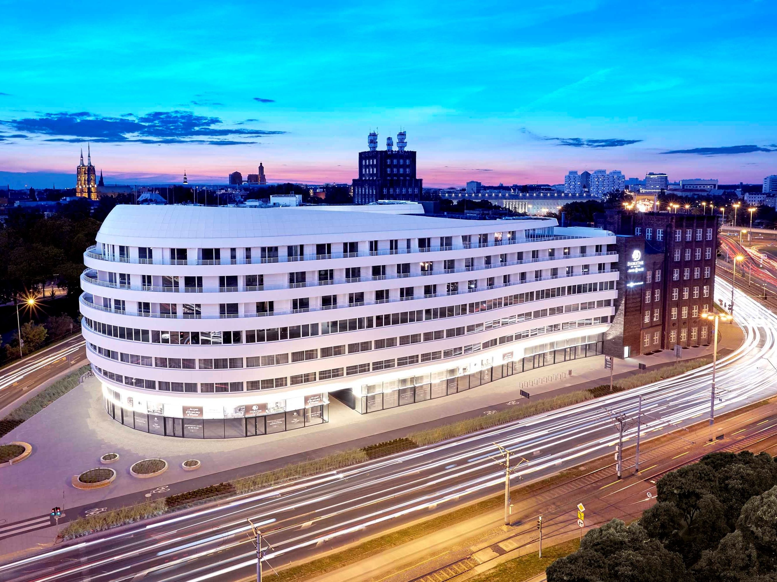 Panel para fachada de Corian® CORIAN® EXTERIORS By Corian® Design