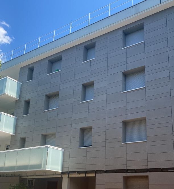 Facciata ventilata by Cover App - Facciata ventilata in gres porcellanato - 7