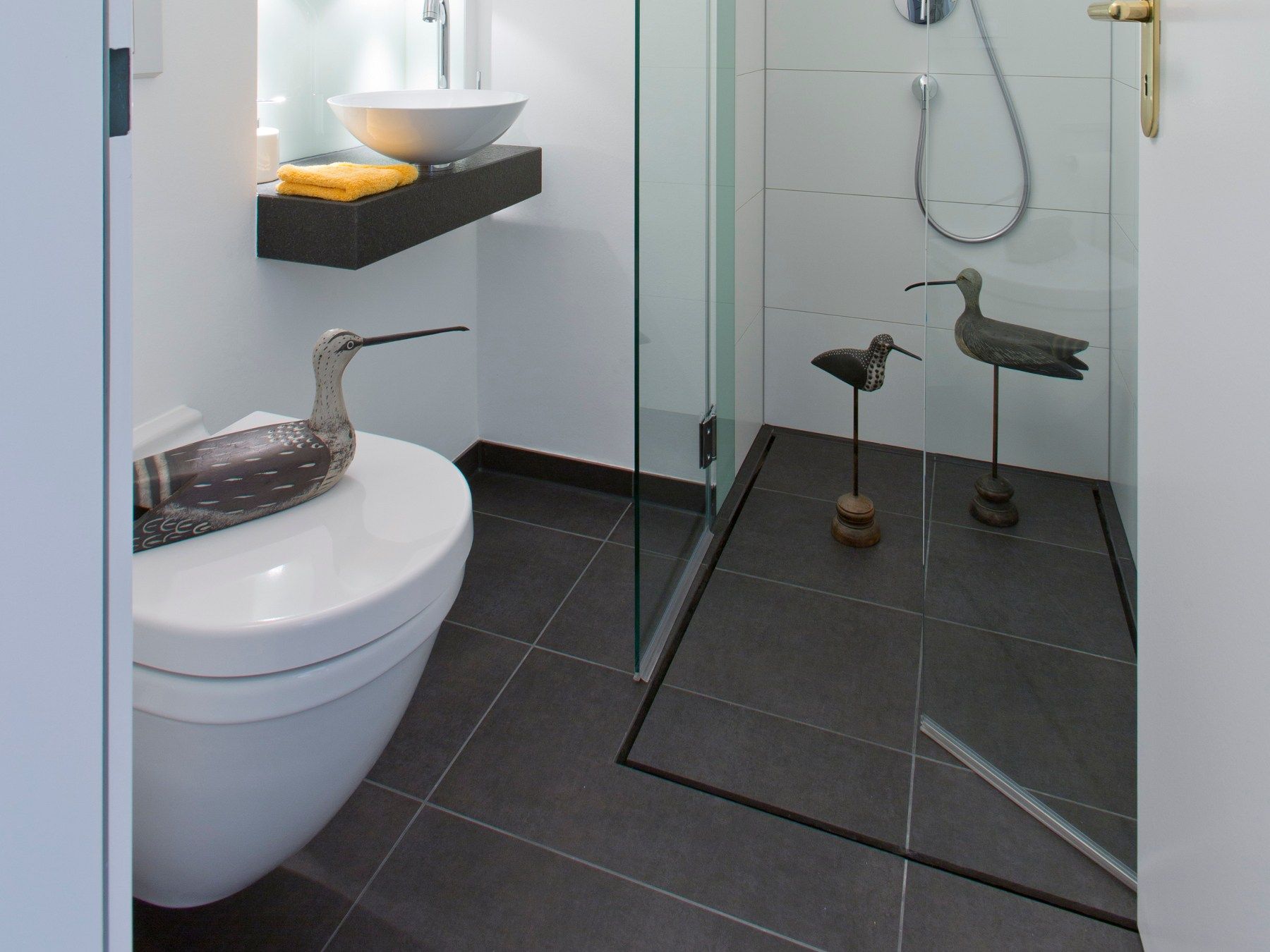 Flush fitting shower tray By baqua