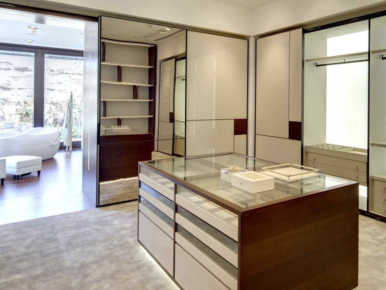 Custom walkin wardrobe By Cosy International