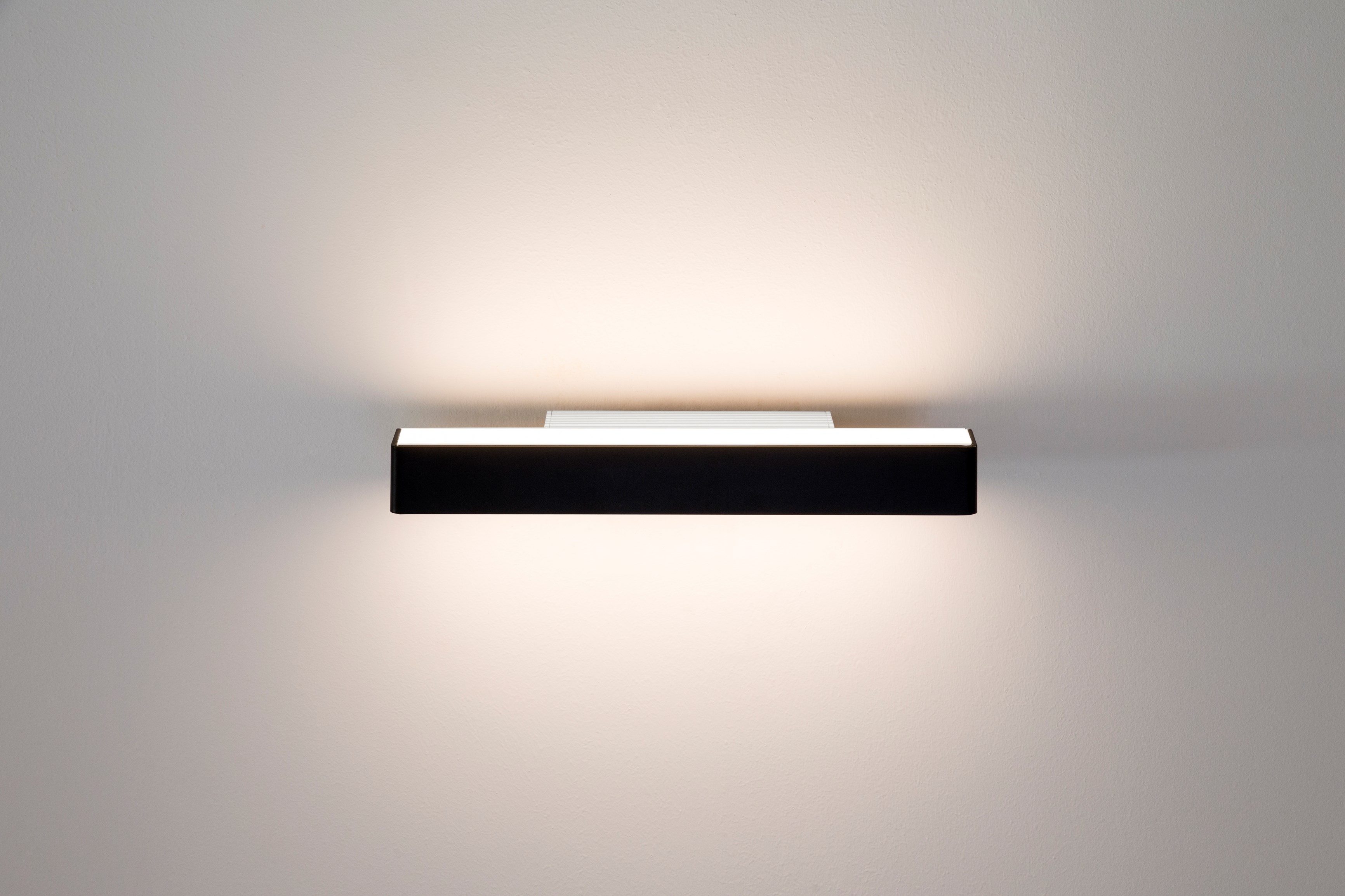 LED direct-indirect light wall lamp DALIA By Ledevò