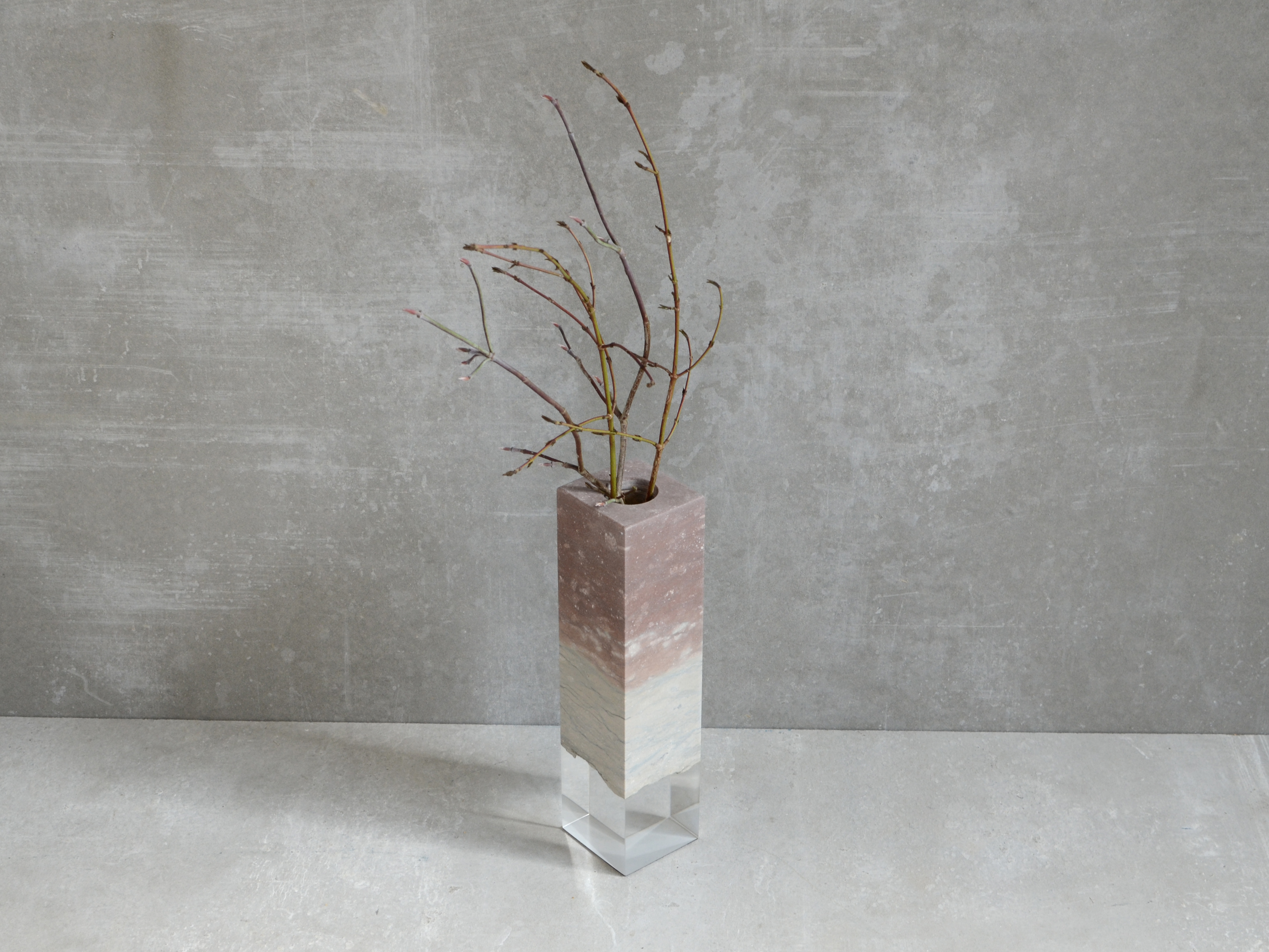 Dolomite Carol Vase