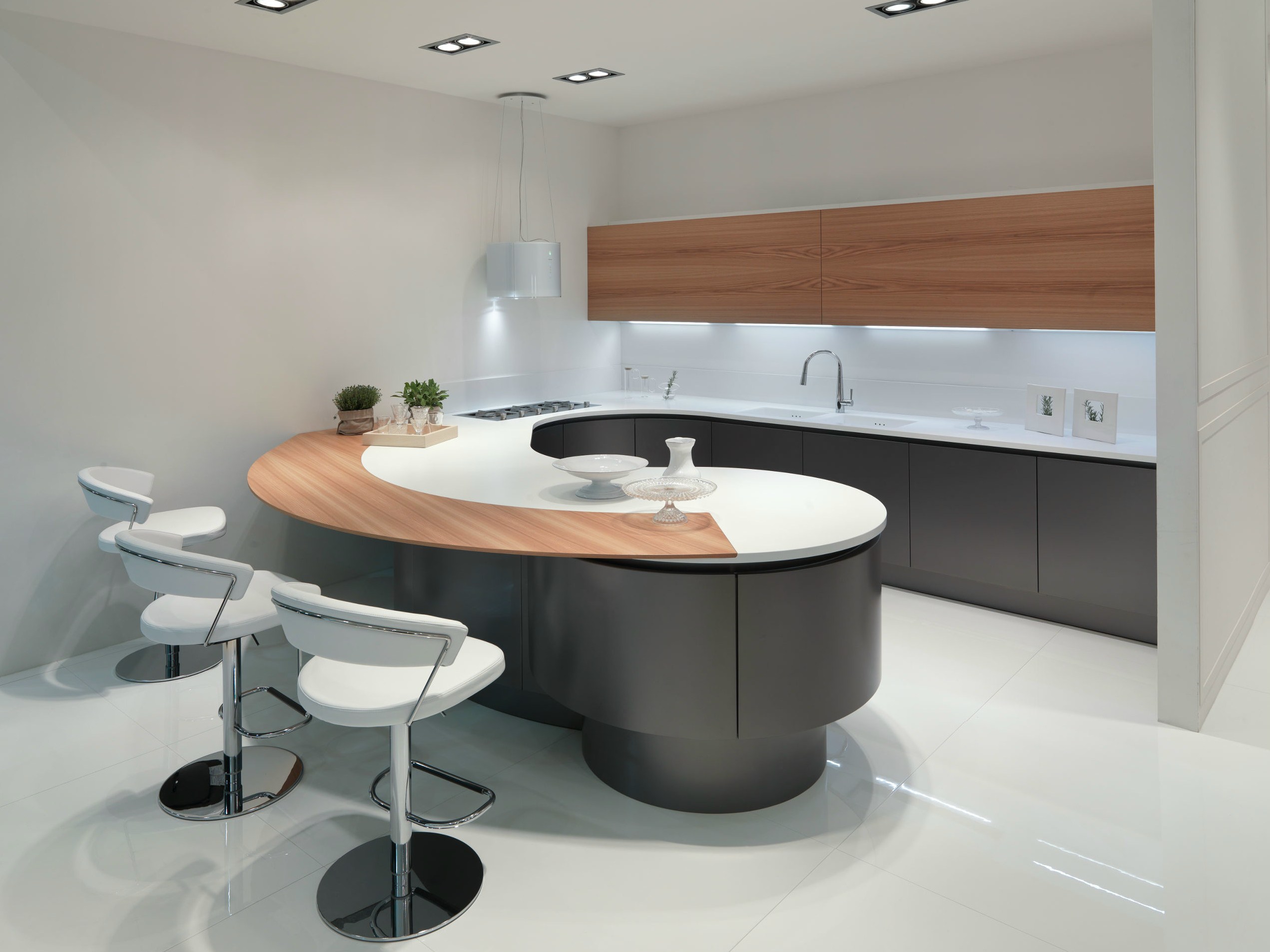 DOMINA | Cozinha com península By Aster Cucine design Lorenzo Granocchia