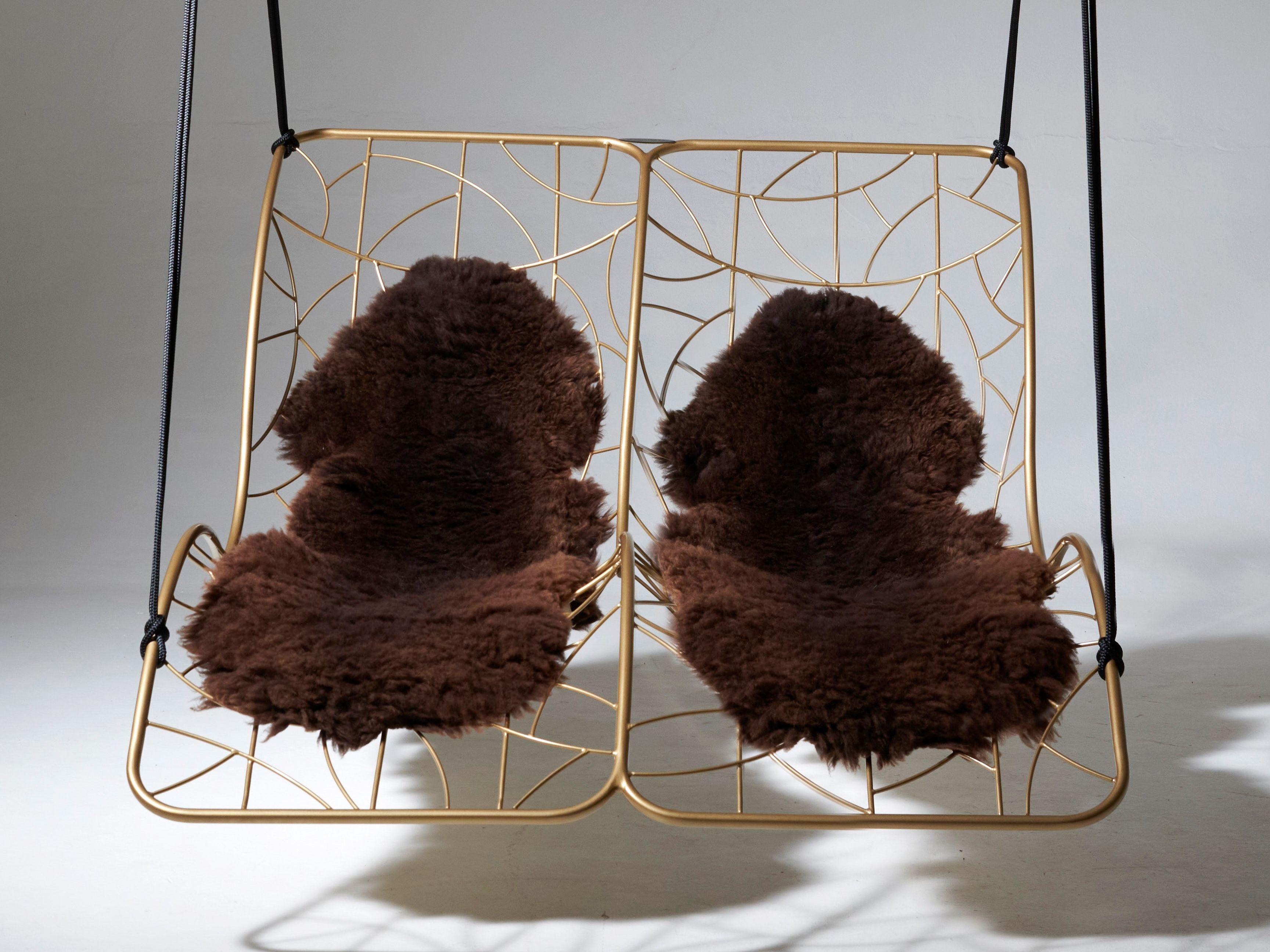 DOUBLE RECLINER Garden hanging chair By Studio Stirling design