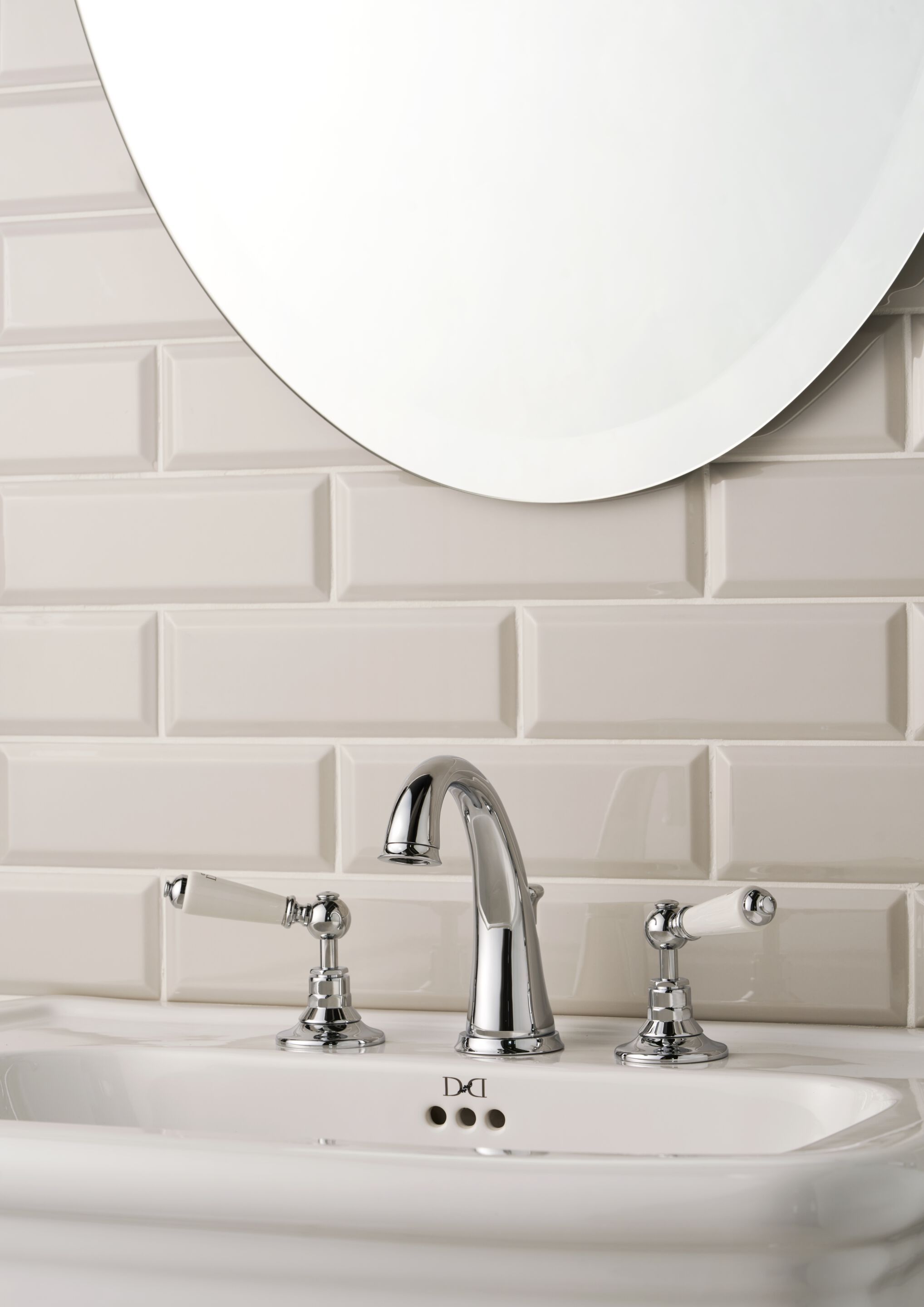 DANDY by Devon&Devon - Rubinetto per lavabo da piano a 3 fori con rosette separate - 4