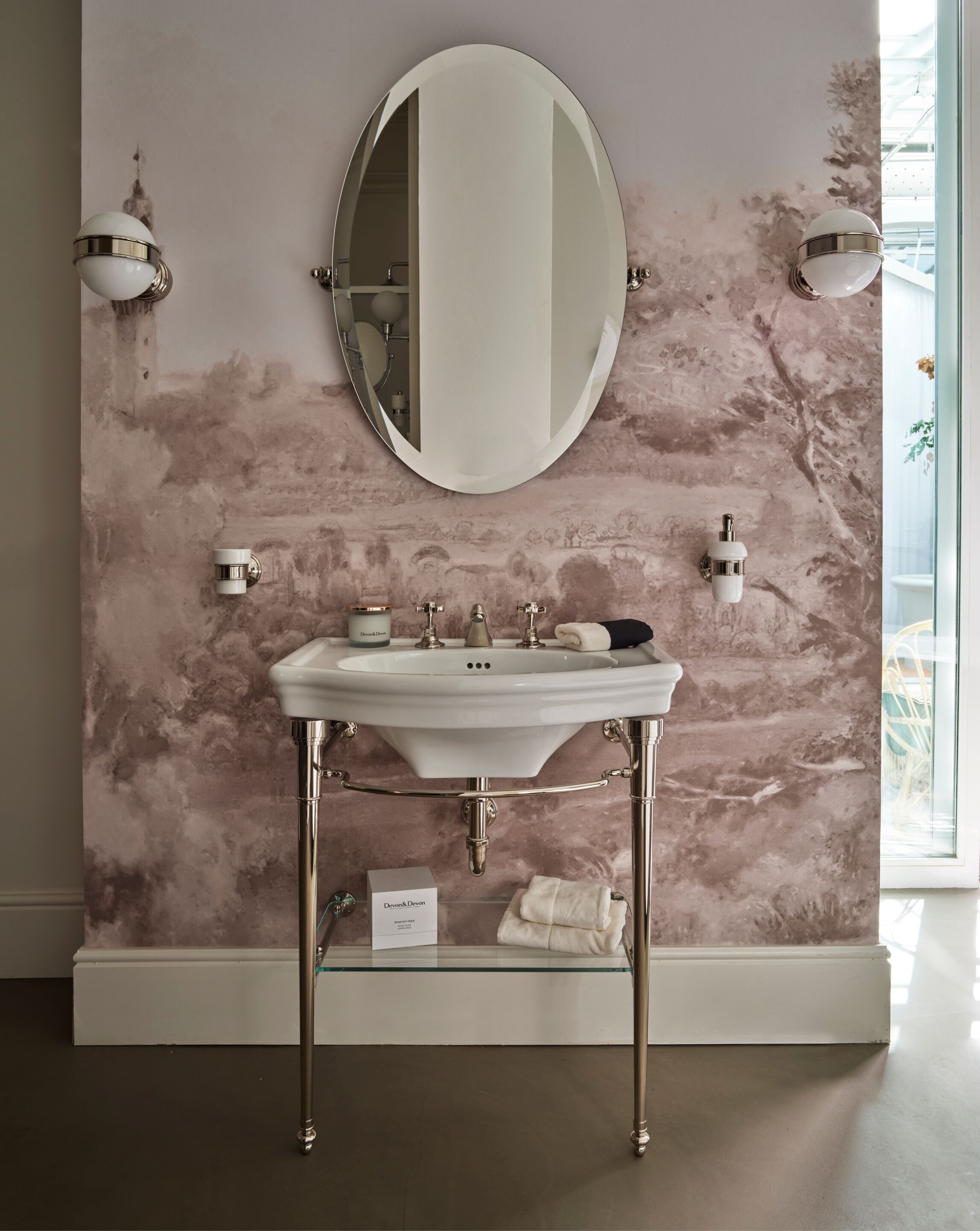 ELLE by Devon&Devon - Lavabo ovale a consolle con porta asciugamani - 6