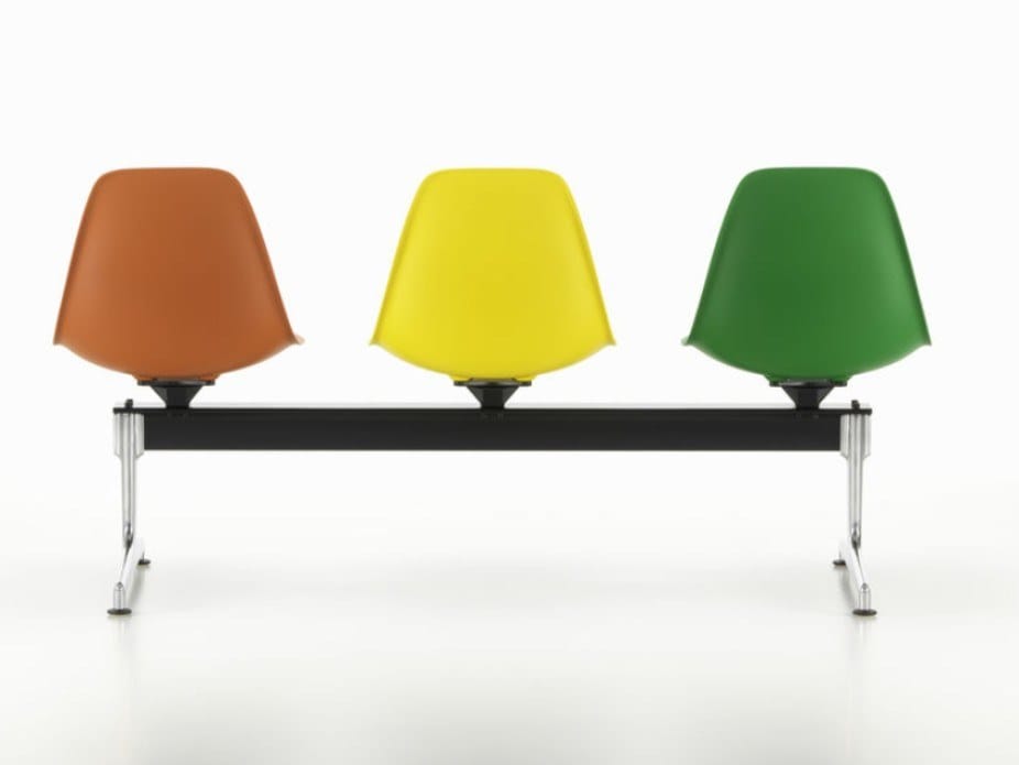 EAMES PLASTIC SIDE CHAIR ON STRETCHER beam seating By Vitra design