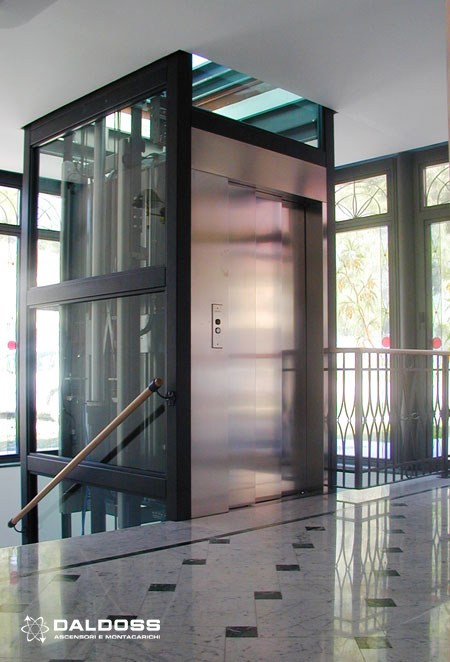 Electric Lifts / Hydraulic Lifts EASYGO By DALDOSS ELEVETRONIC