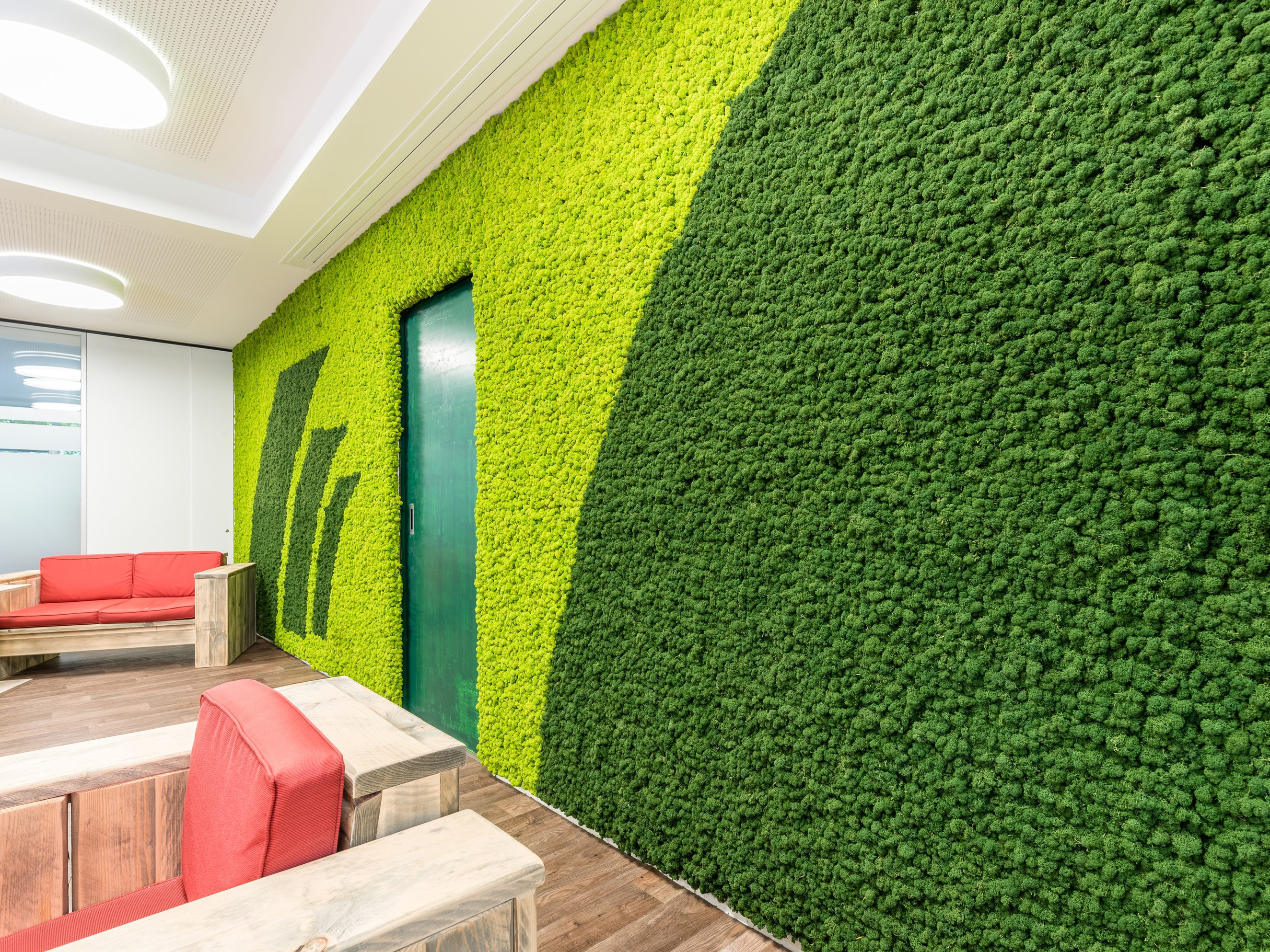 Grüne Wand aus Moos EVERGREEN PREMIUM MOOS FARBKOMBINATIONEN By Freund GmbH