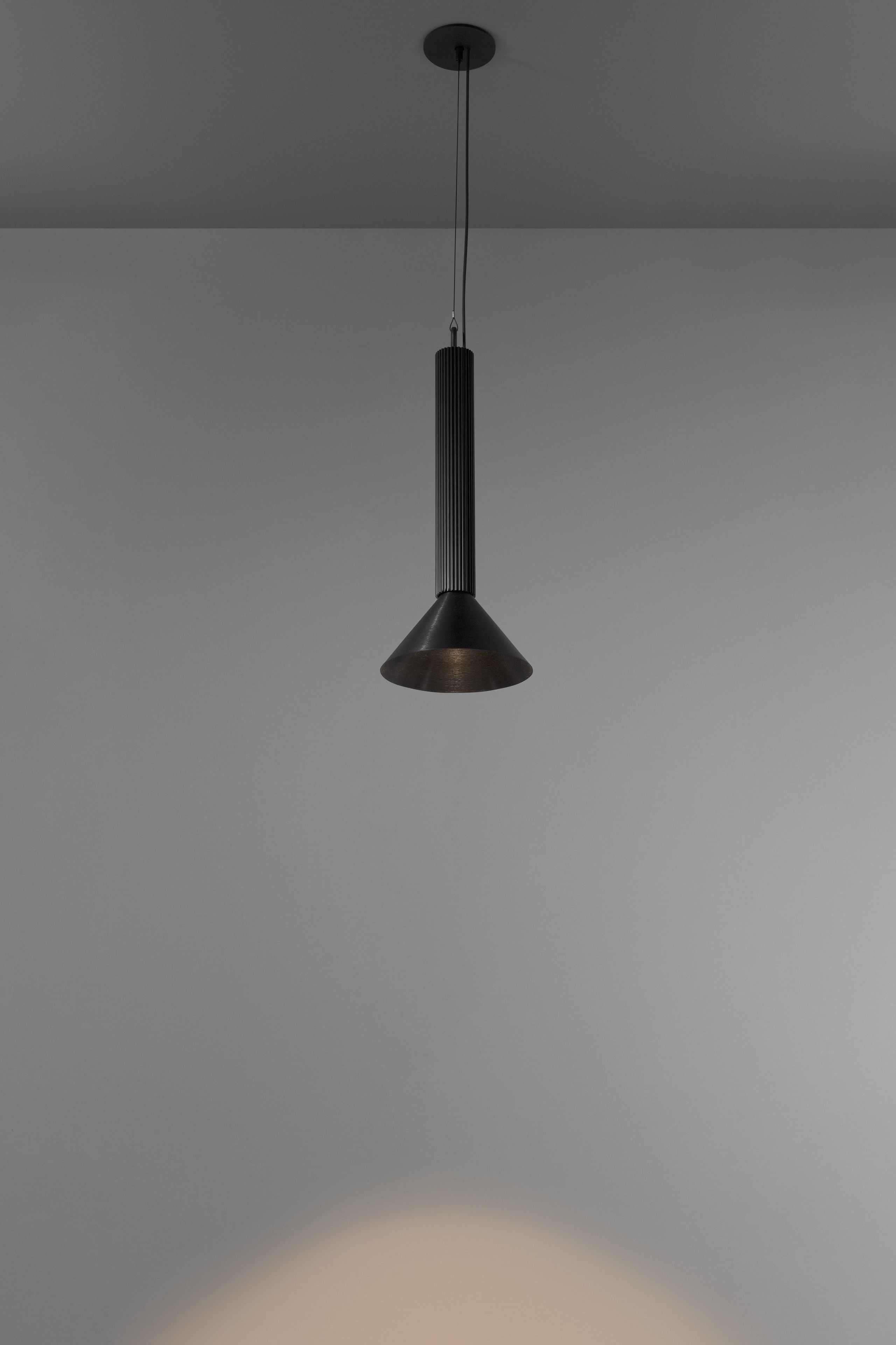 EXTRUDED 300 by Modular Lighting Instruments - Lampada a sospensione a LED - 40