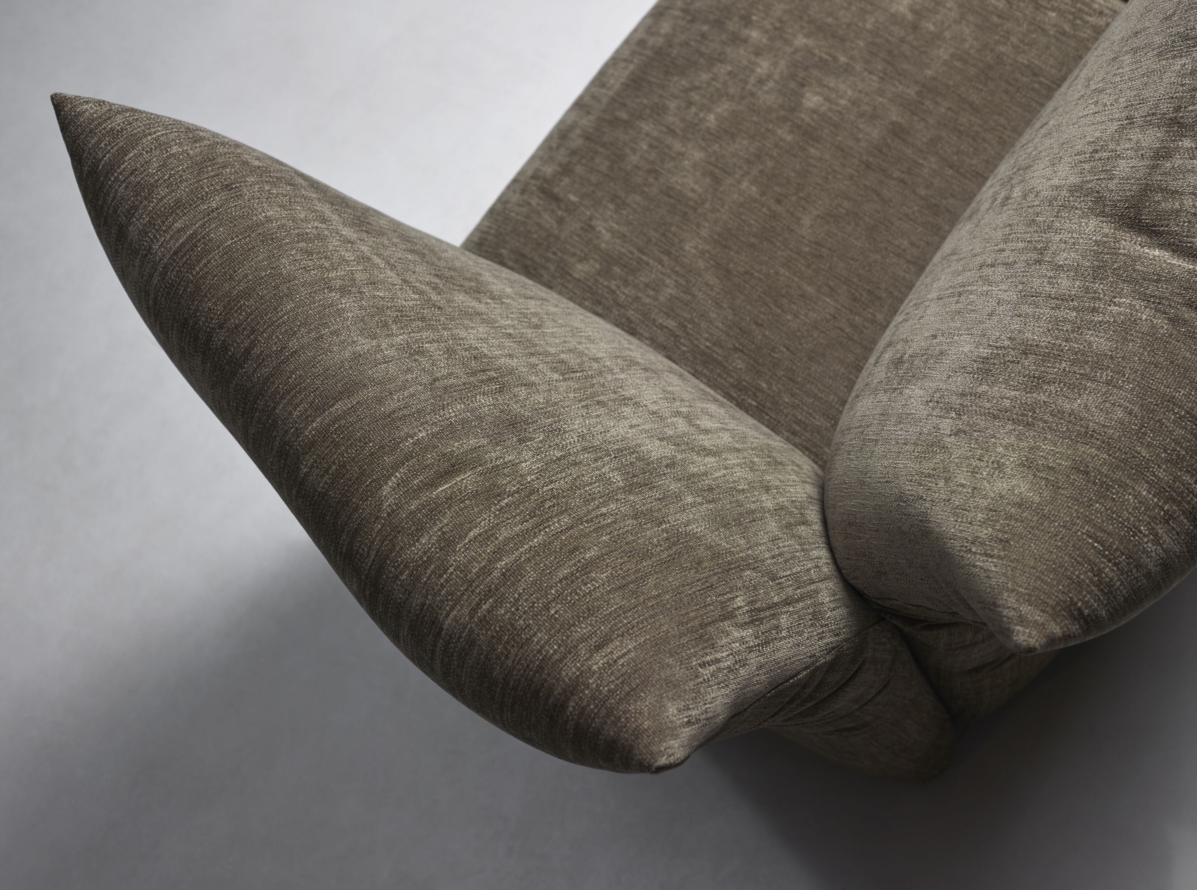 STANDARD 沙发 By Edra | design Francesco Binfaré