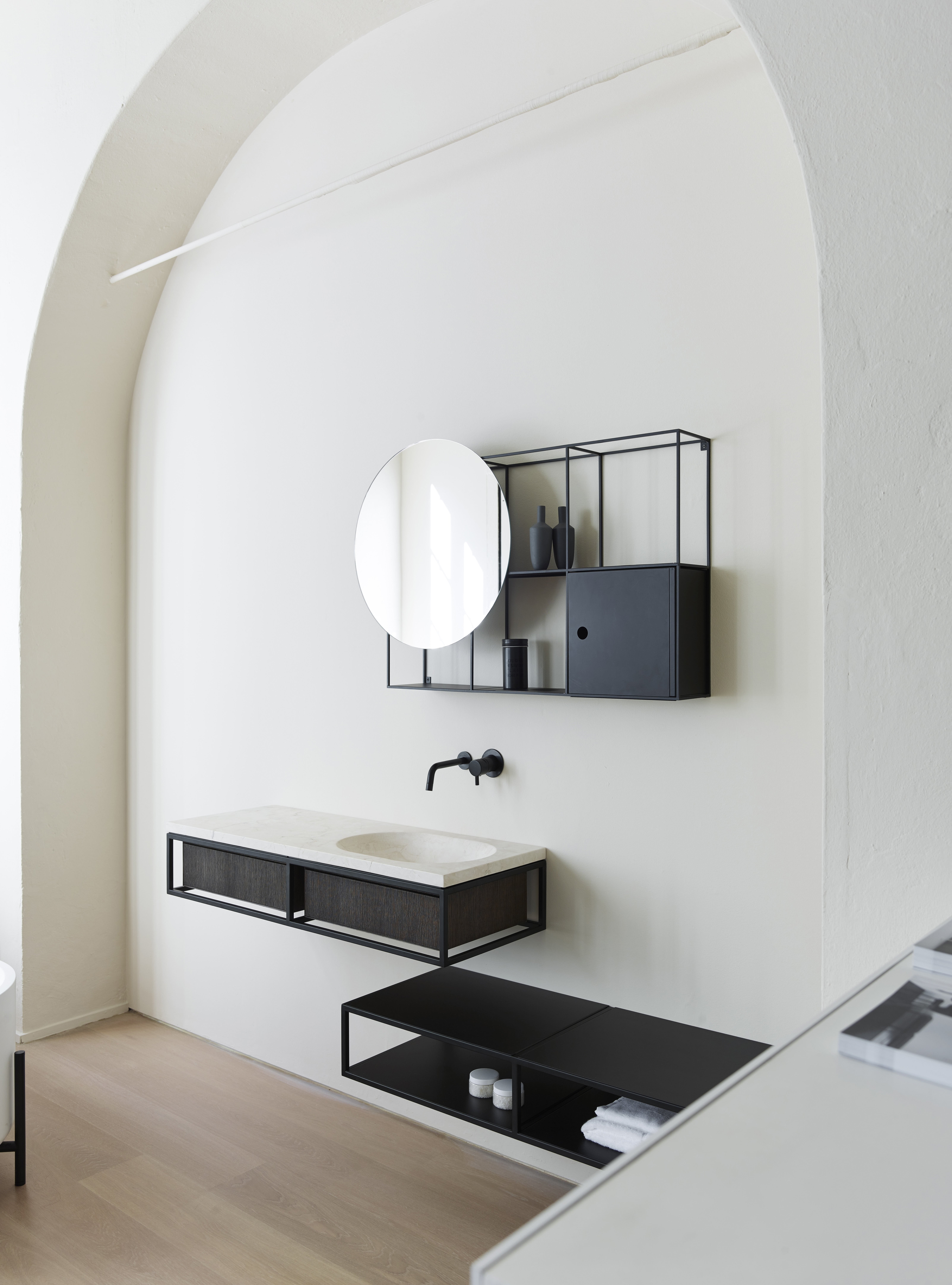 FELT SYSTEM Suspended metal bathroom wall cabinet with mirror By Ex.t ...