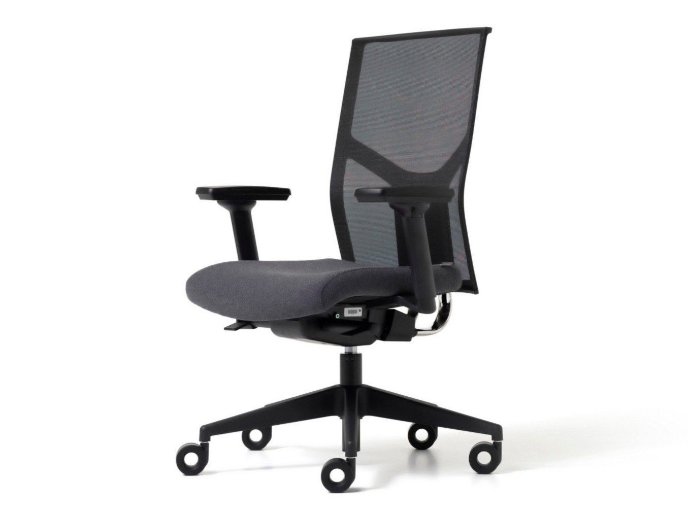 FIT Mesh office chair with armrests with 5Spoke base By Diemme
