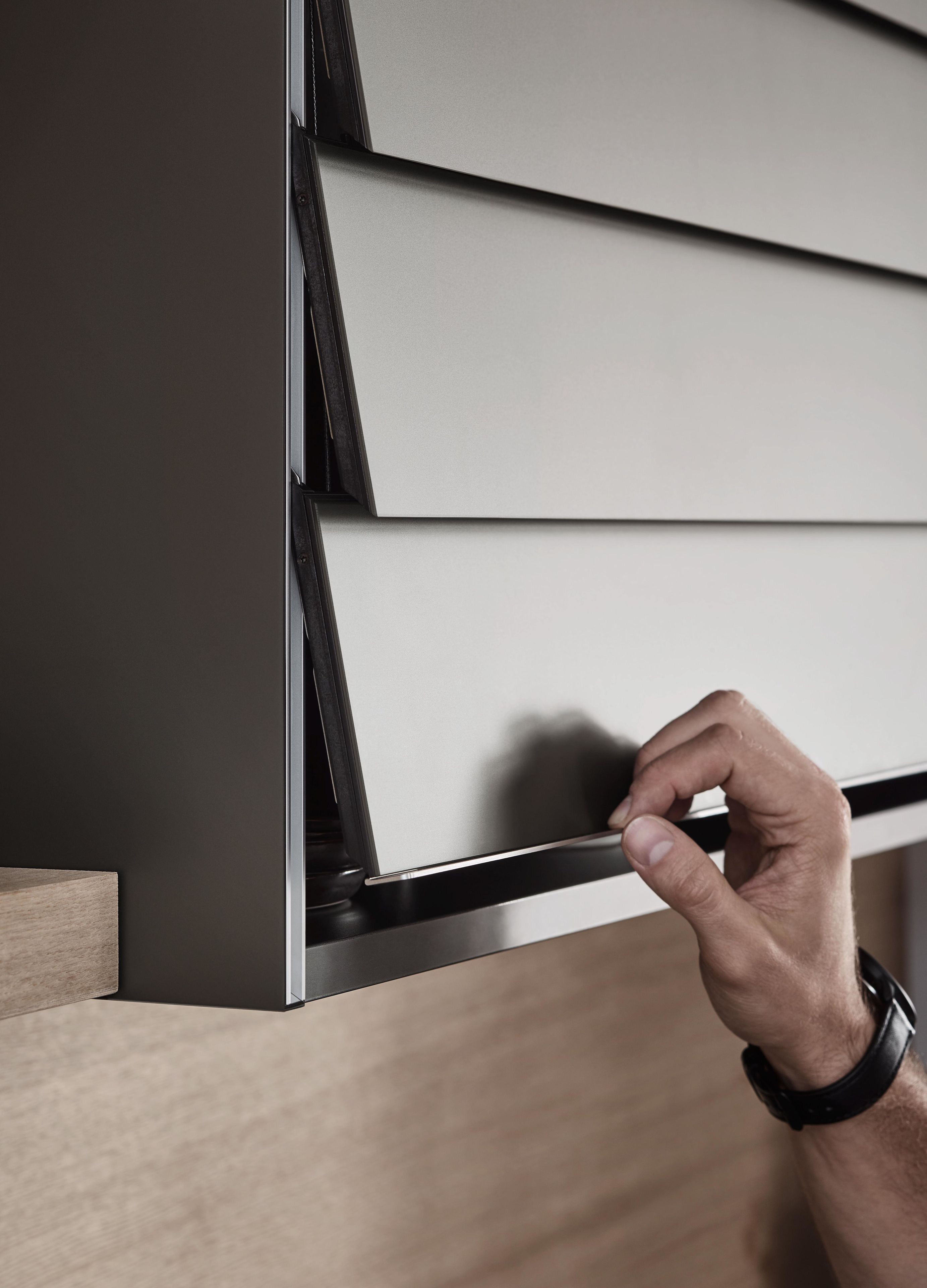 FLIPDOOR by REHAU - Anta a serrandina - 4