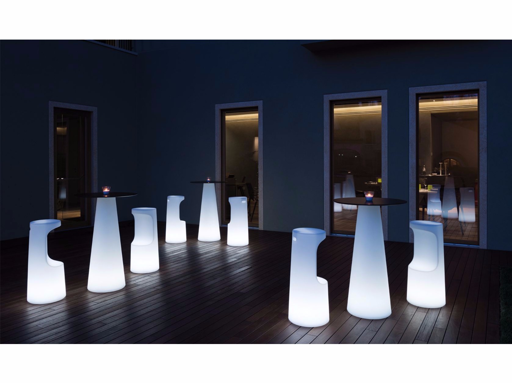 FURA STOOL | Stool with light By Plust design Form Us With Love