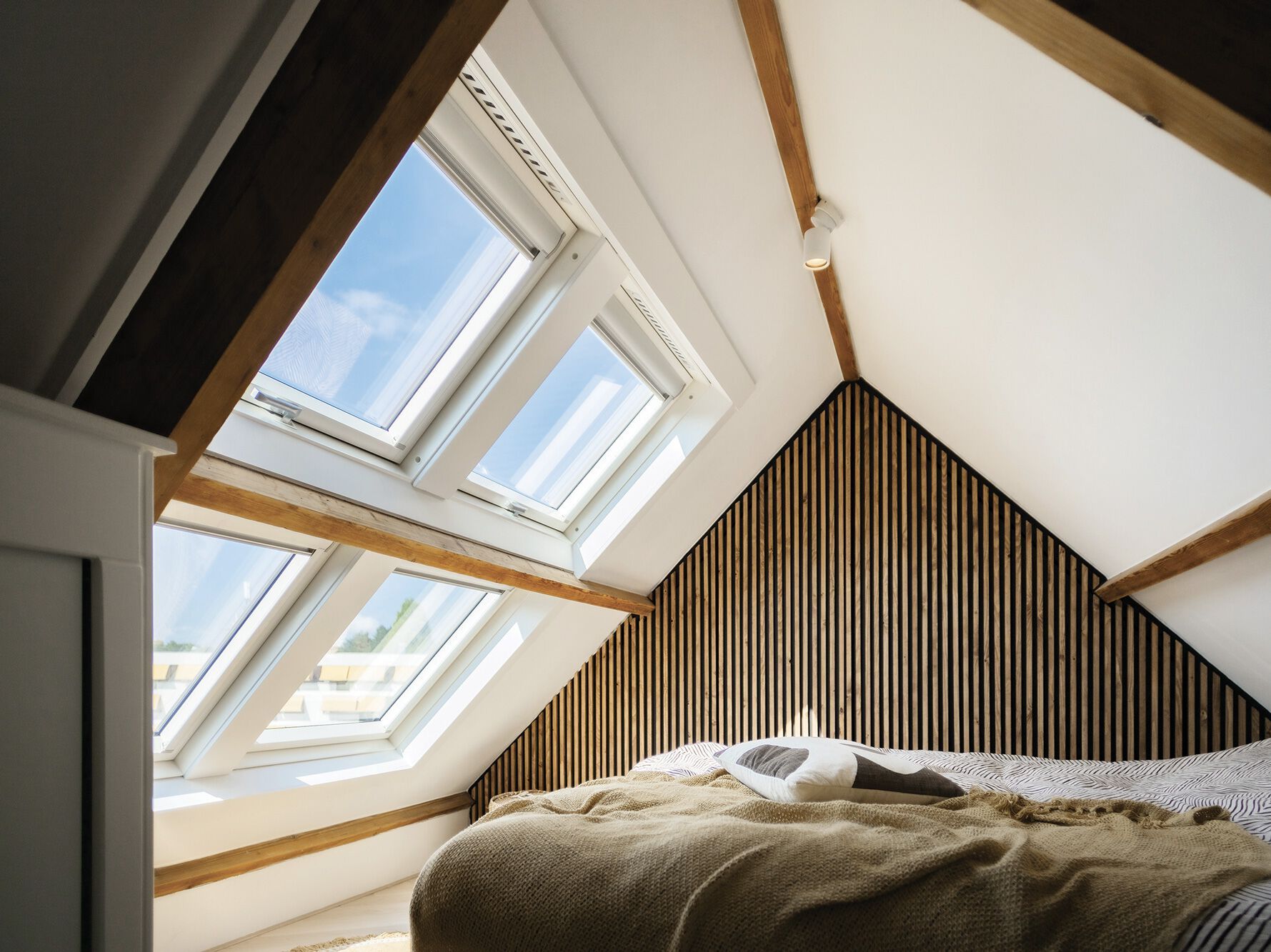 FXU by Fakro - Finestra da tetto fissa