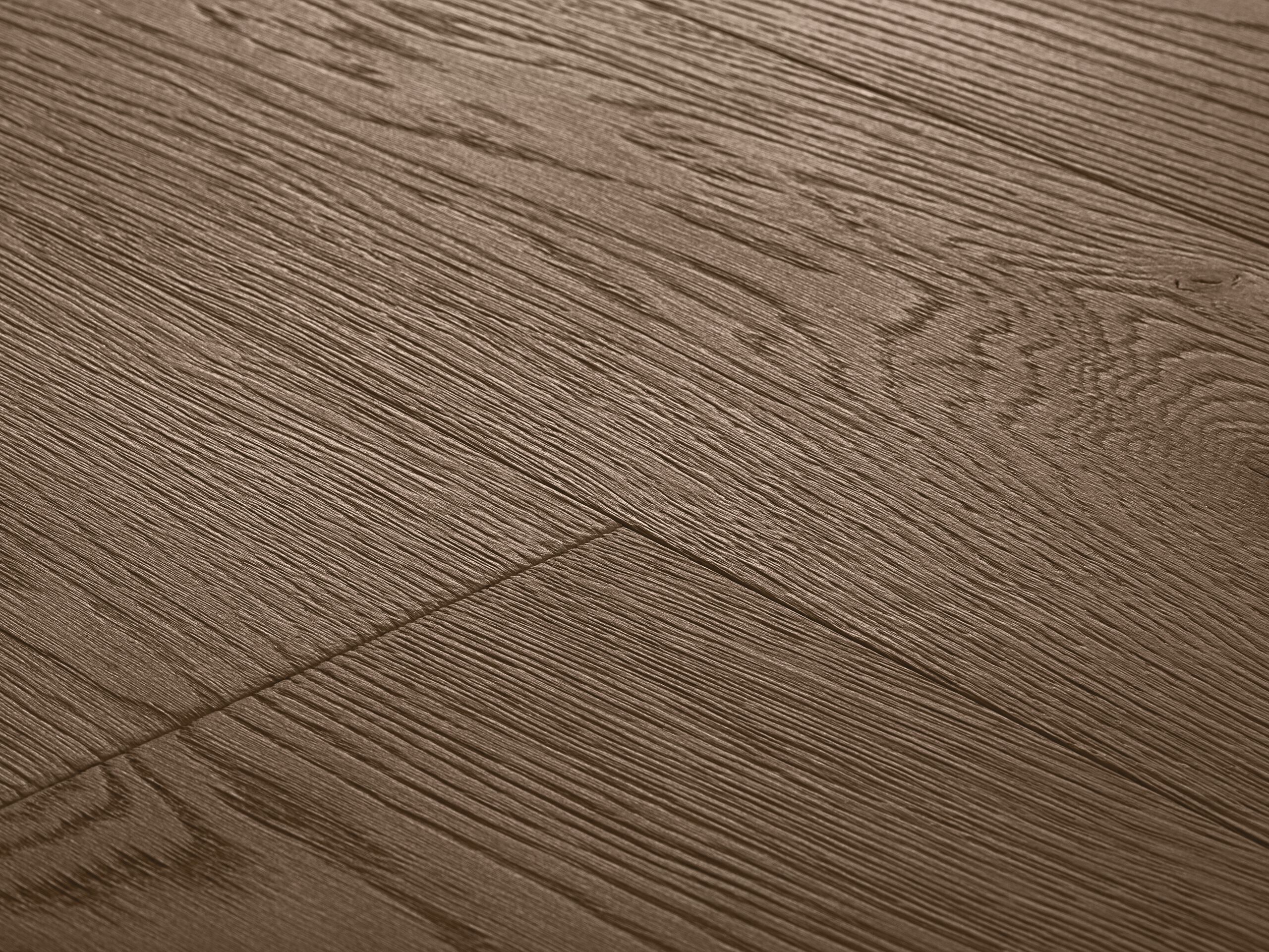 Spazzolato e spazzolato profondo