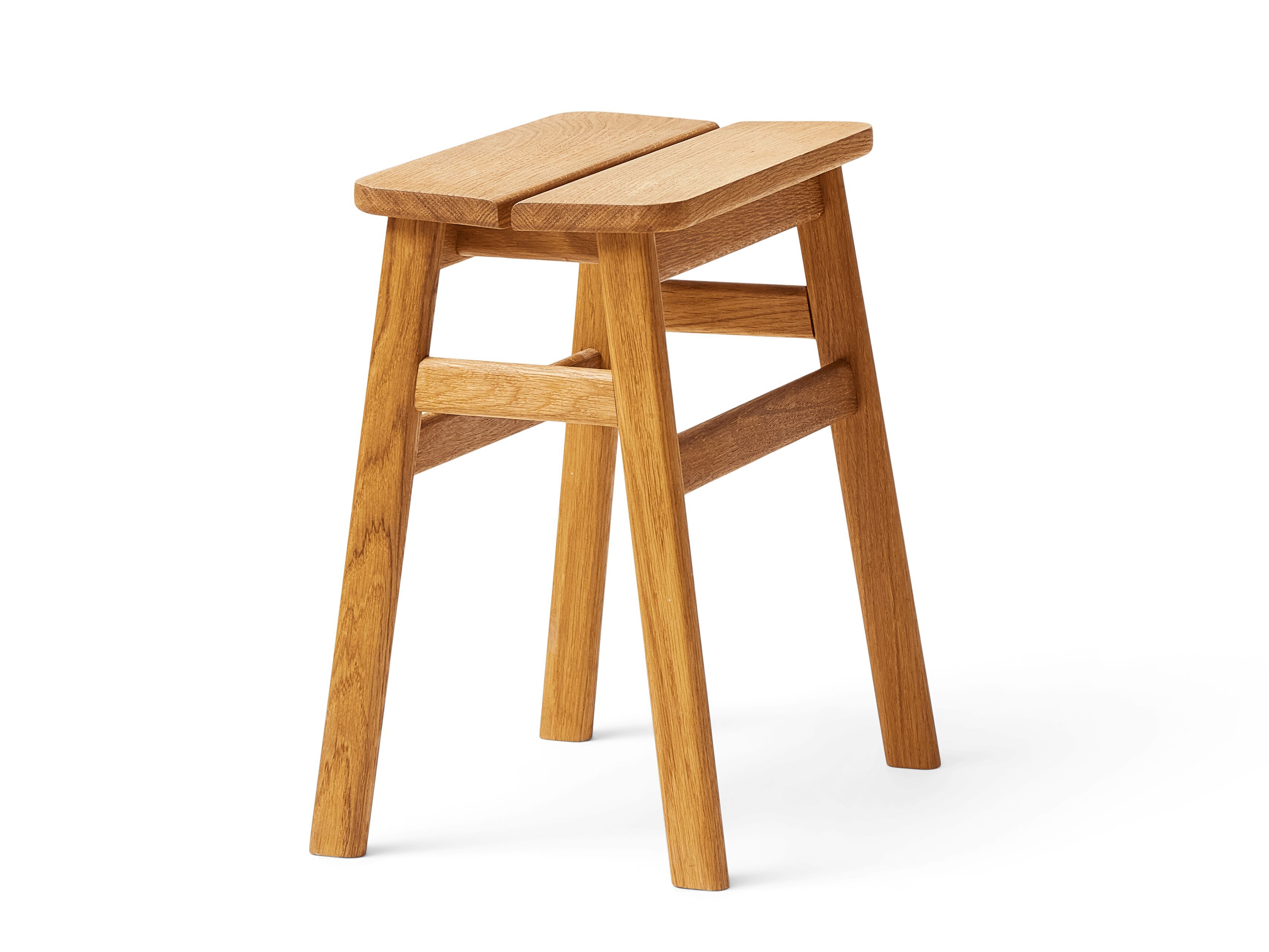 ANGLE STANDARD 45 by Form & Refine - Sgabello in rovere