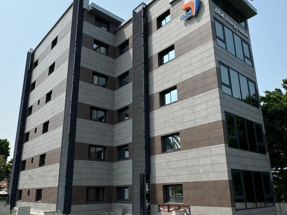 METALLIC by FRONTEK - Rivestimento per facciate ventilate in gres porcellanato