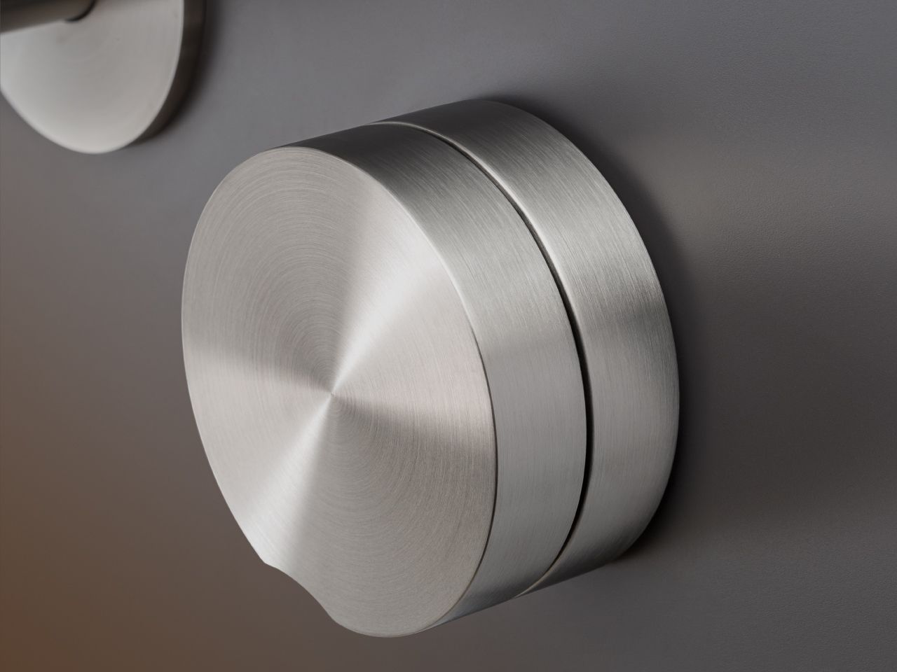 GIOTTO PLUS 71 by Ceadesign - Miscelatore per lavabo a muro - 2