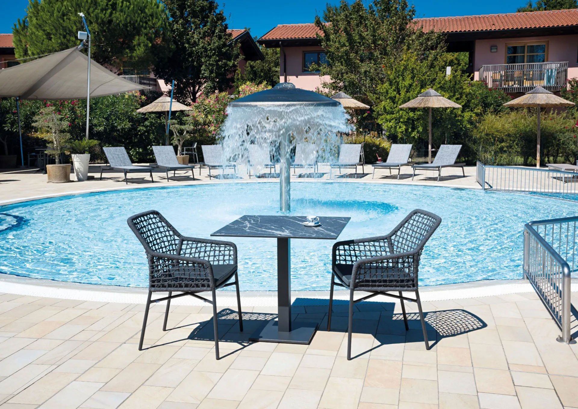 GISELLE NET Garden outdoor chair with armrests By Contral