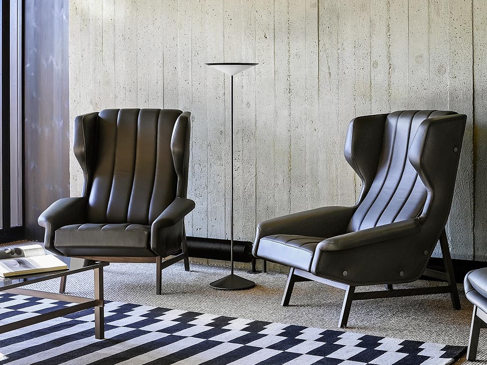 GIULIA | Leather armchair By Tacchini