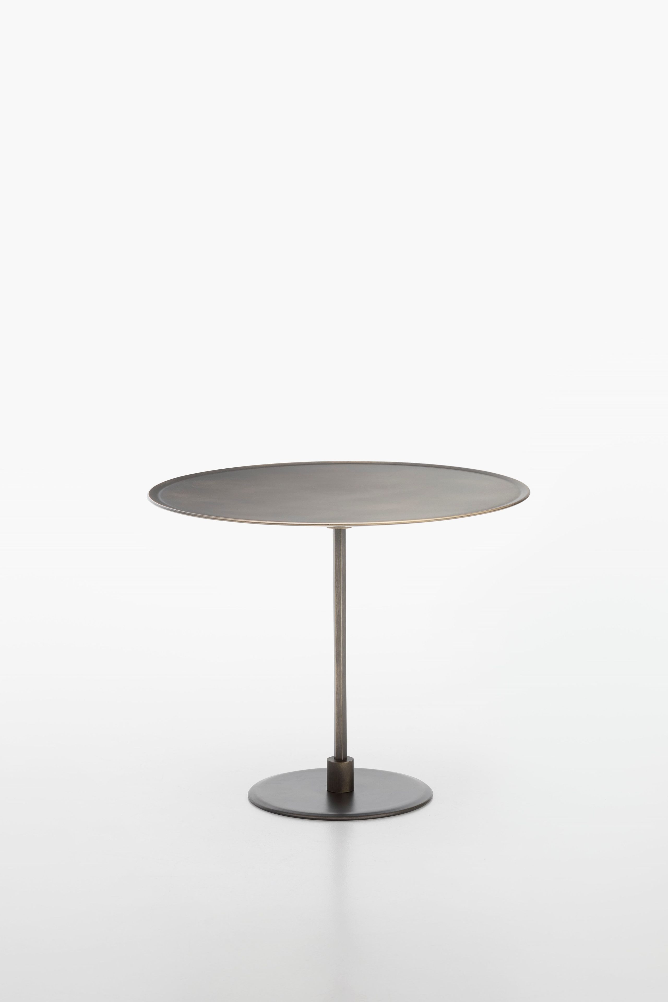 Round metal coffee table GONG By ACERBIS design Gianfranco Frattini