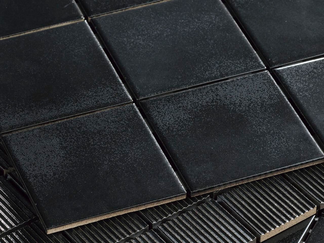 BIYUSAI BLACK Wall tiles By INAX