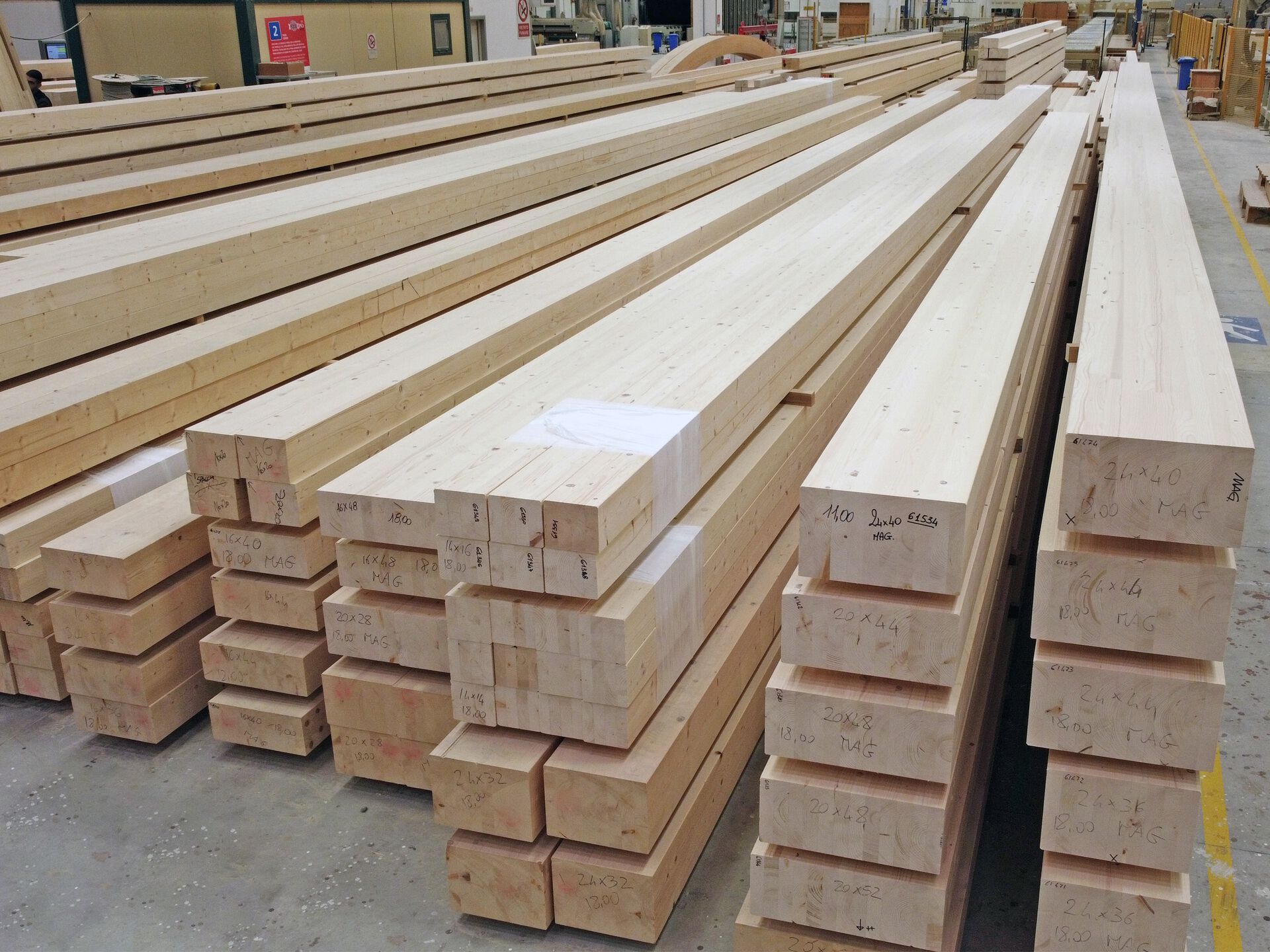 Glulam beam Timber beam By COSTANTINI LEGNO