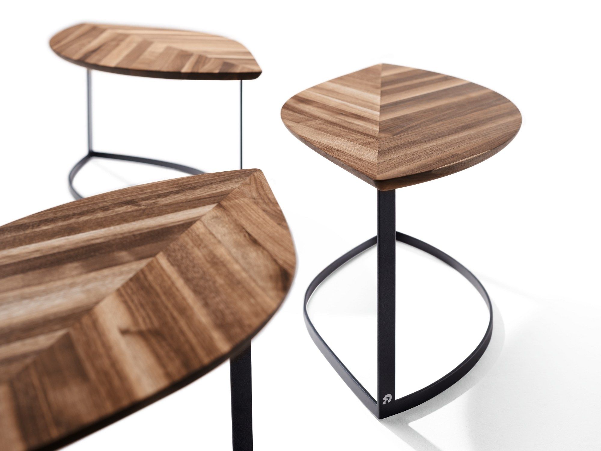 Wooden coffee table LEAVES By Draenert design Stephan Veit