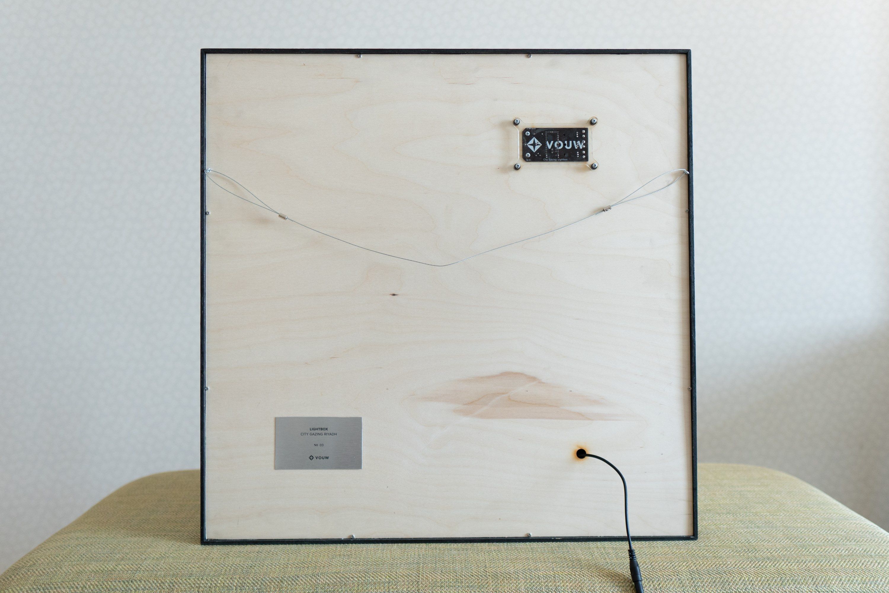 LIGHTBOX CITY GAZING Painting with light By VOUW