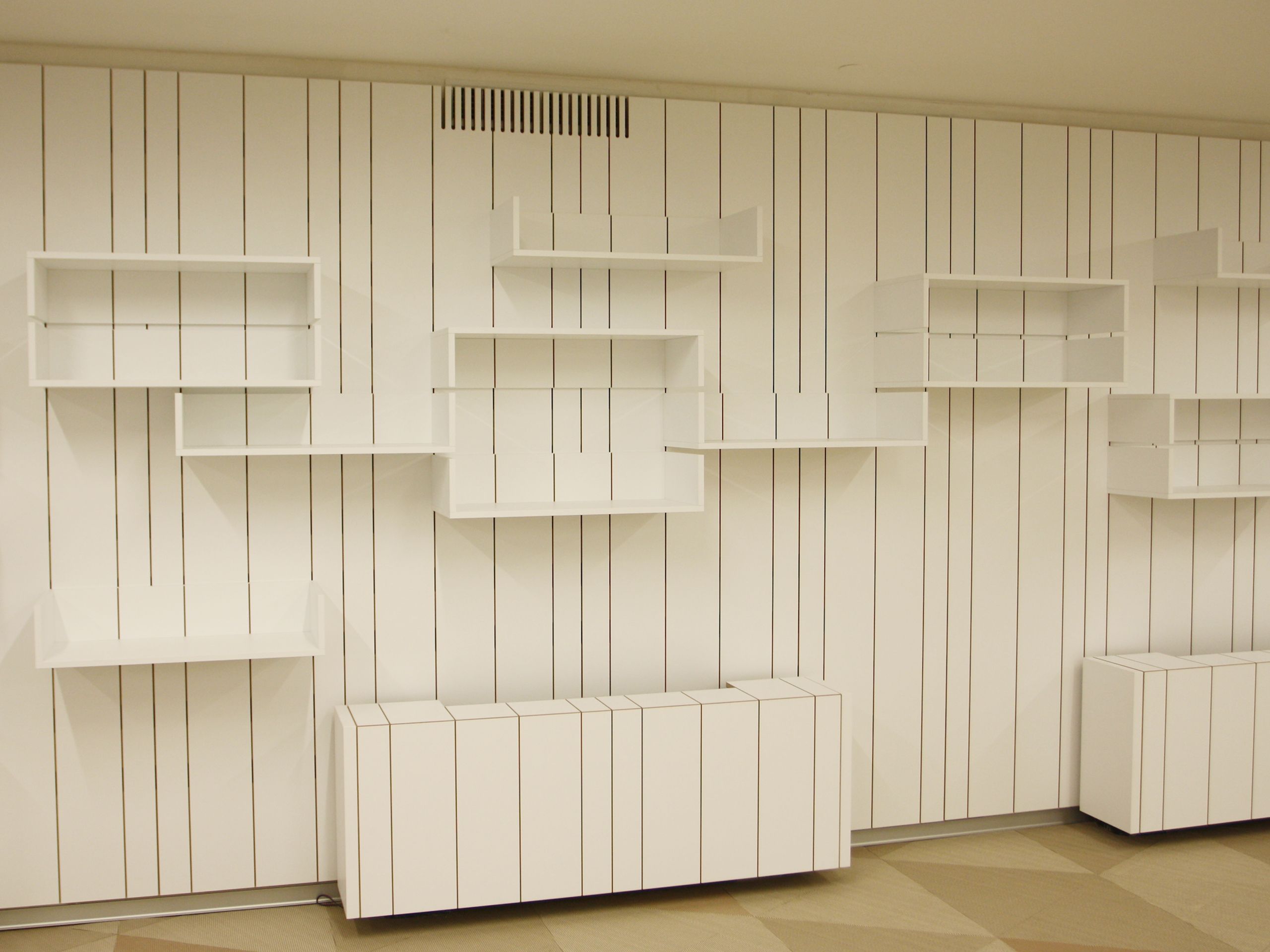 LIND by Dizzconcept - Arredo per negozi in MDF - 5