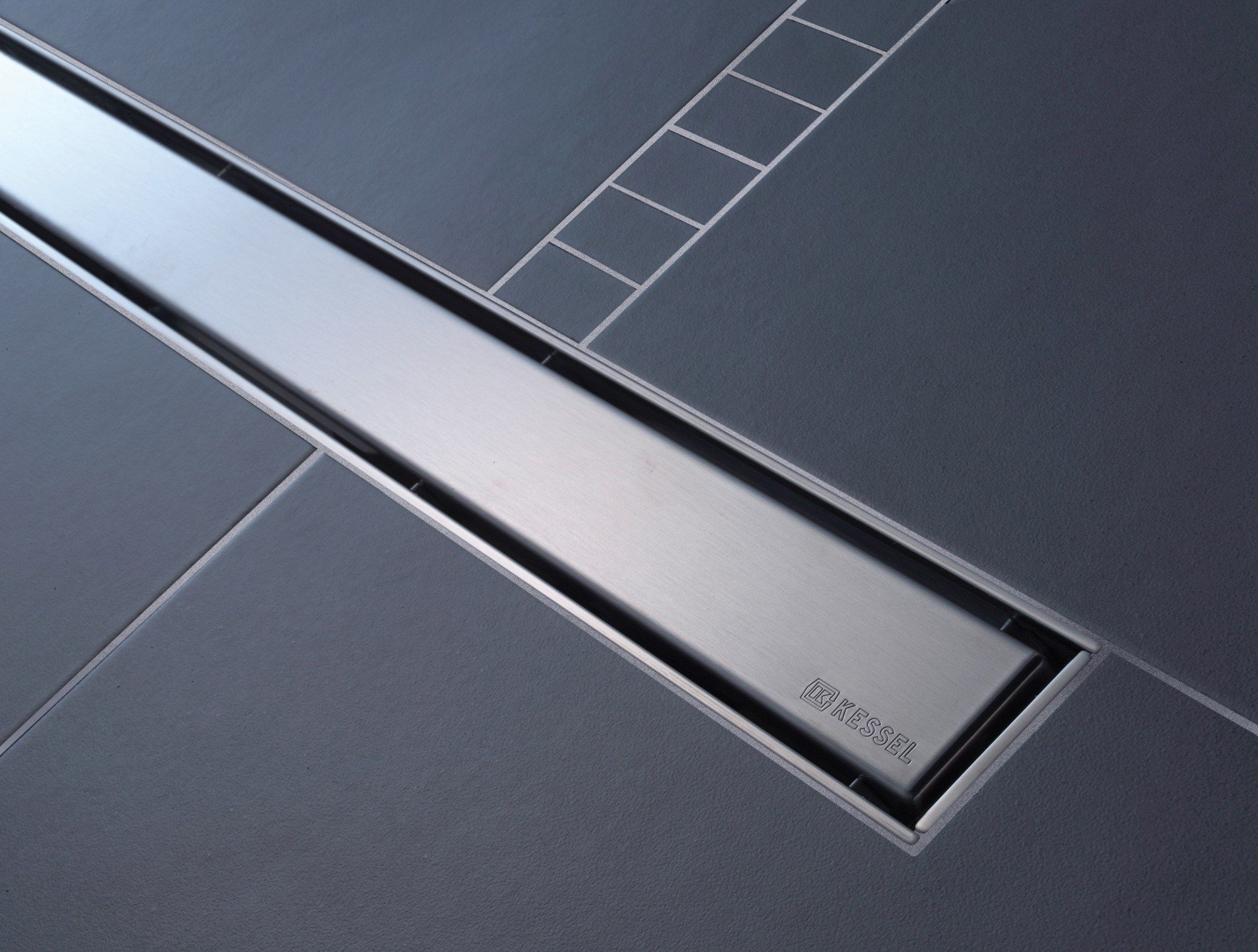 LINEARIS COMPACT by Kessel - Canaletta per doccia in acciao inox - 2