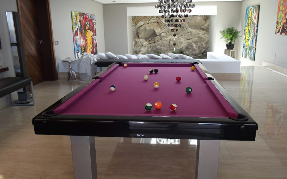 Set Di 2 Orecchini In Acciaio Inox 316L – Sfera Biliardo 8 Ball, Colori Nero E Argento, Per Donna E Uomo