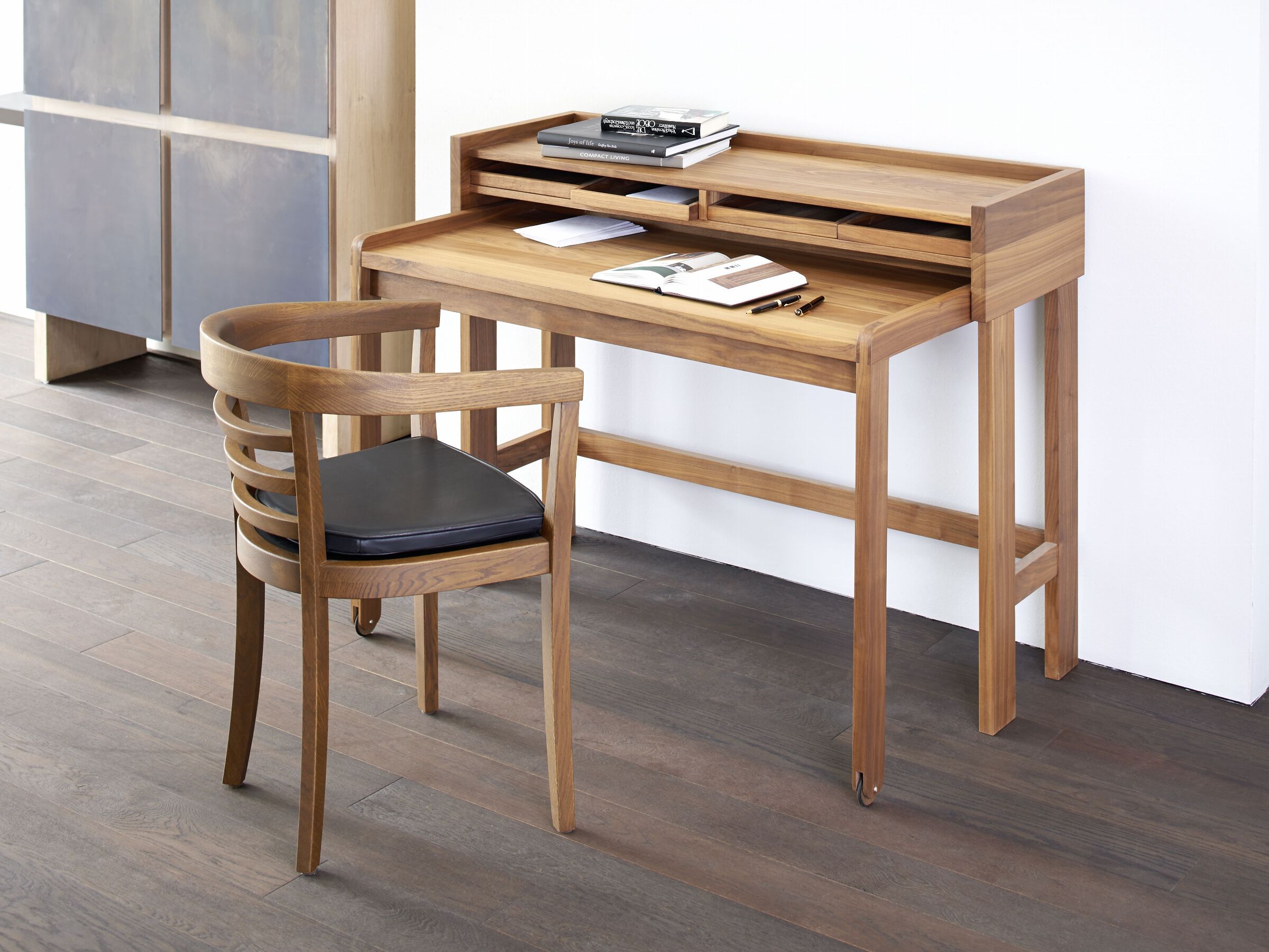 MODESTO by Lambert - Scrittoio in legno con cassetti