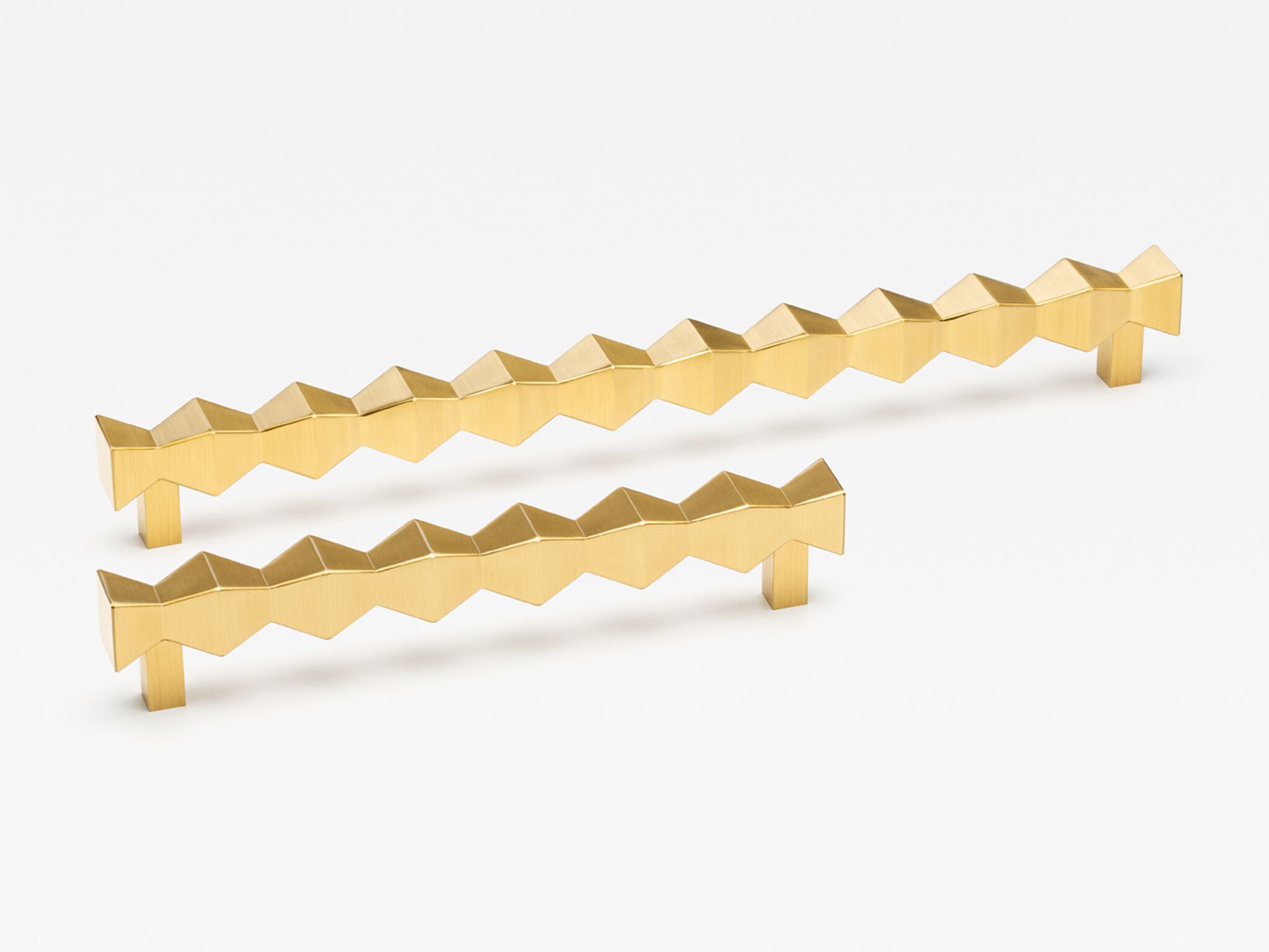 FORMA PULL by Lo & Co Interiors - Maniglia per mobili in ottone