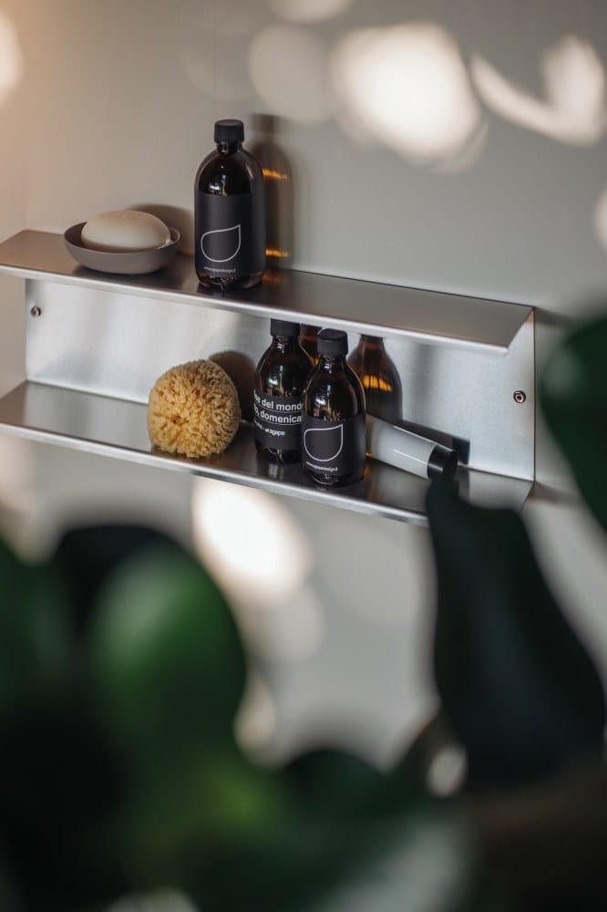 MACH 2 Stainless steel bathroom wall shelf By Agape design Konstantin